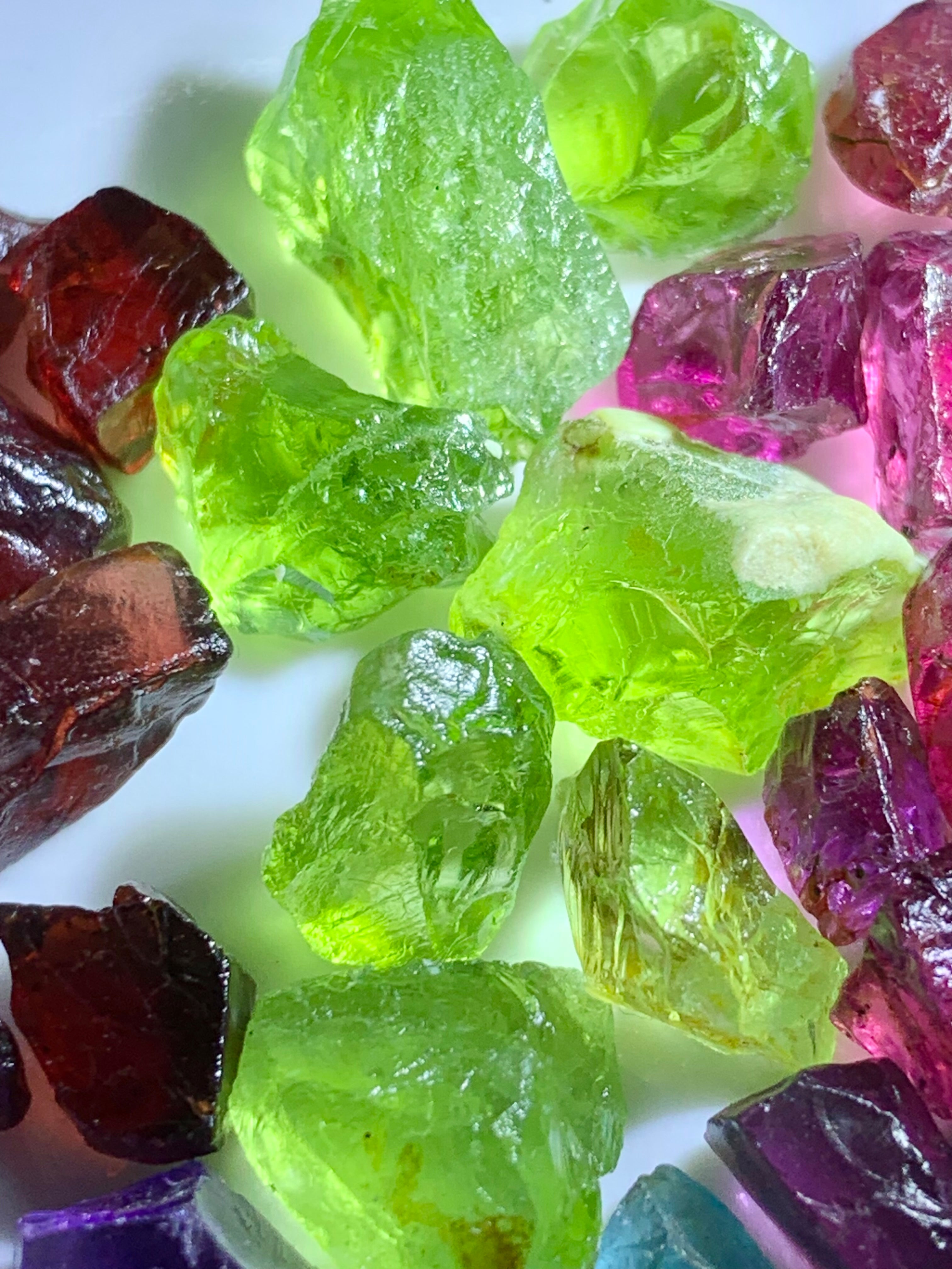 159 Grams Mixed Facet Grade Deal| Amethyst , Rhodolite Garnet , Peridot , Apatite , Red Garnet