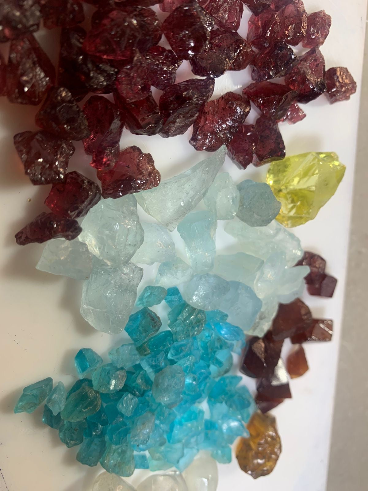 Small Parcel of Facet Grade Rough Stones and Loose Cut Gemstones