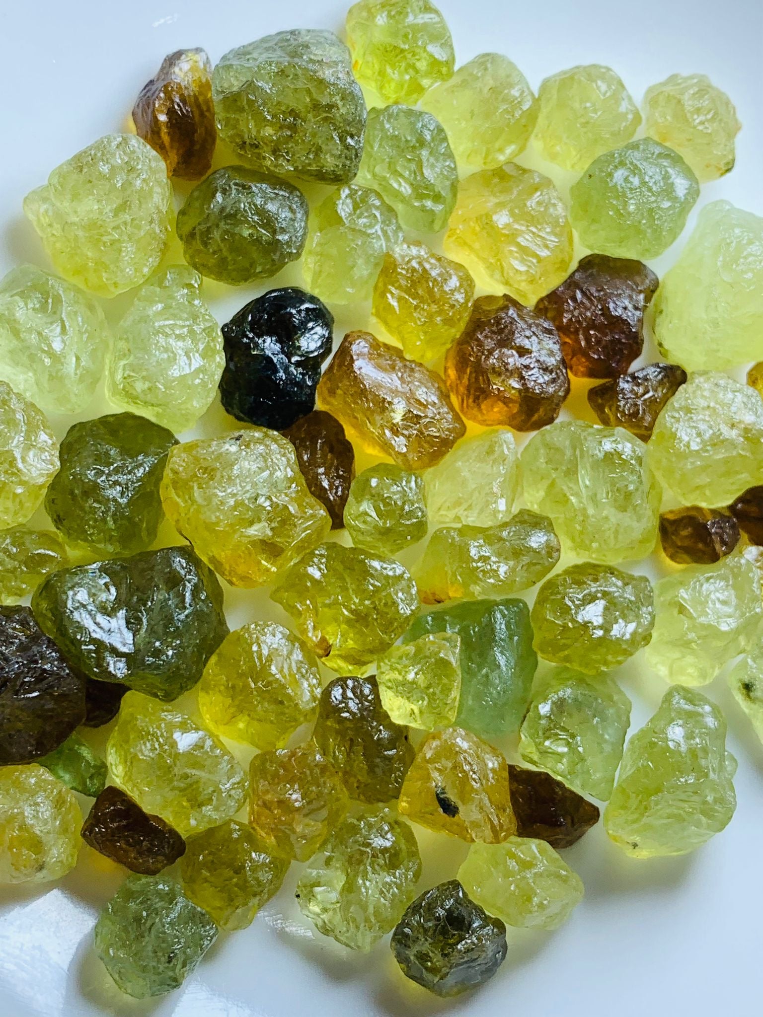 250 carats Rare Mali Garnet Facet Rough Gemstones