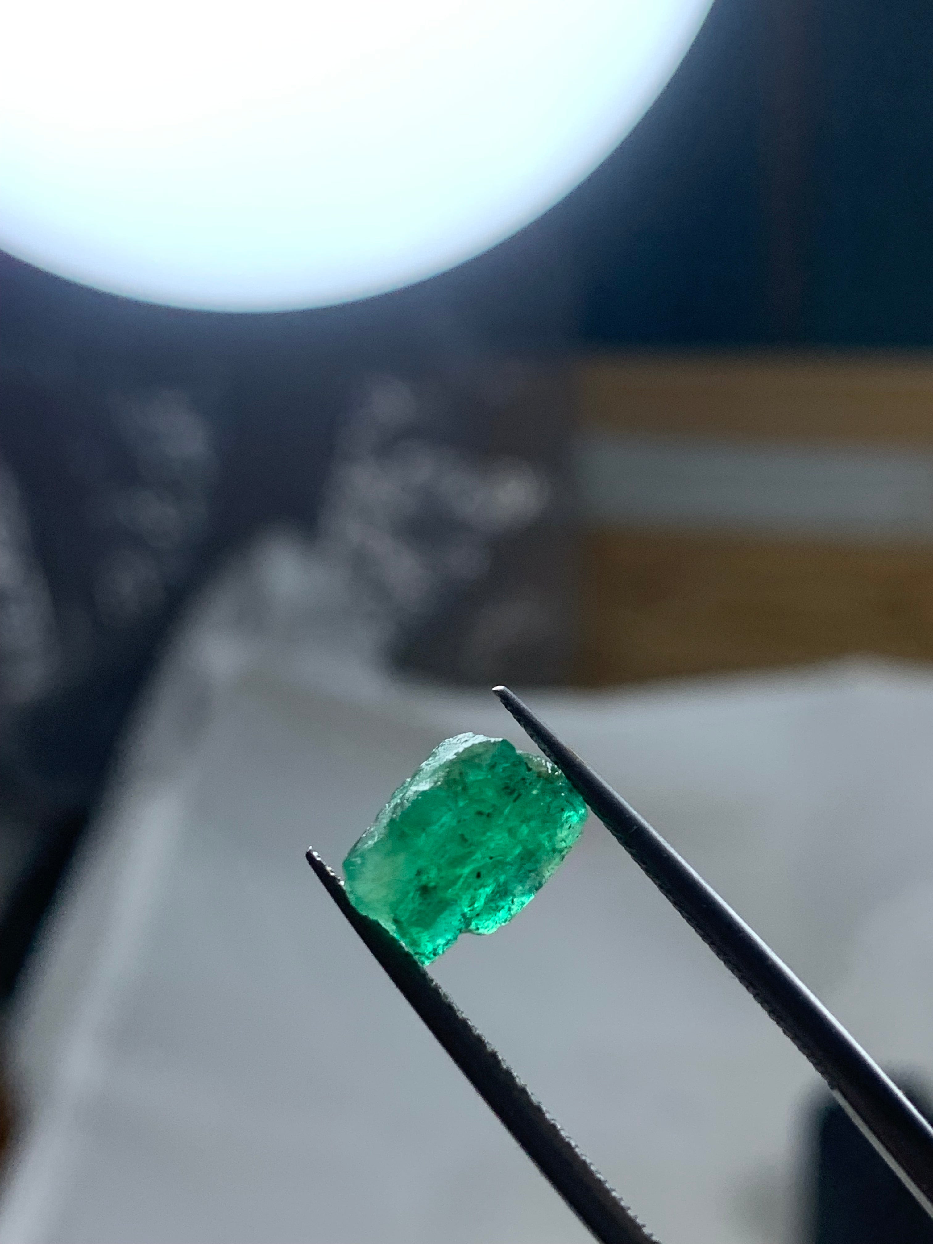 8 Carats Of Natural Swat Emerald | Uncut Rough Gmestone