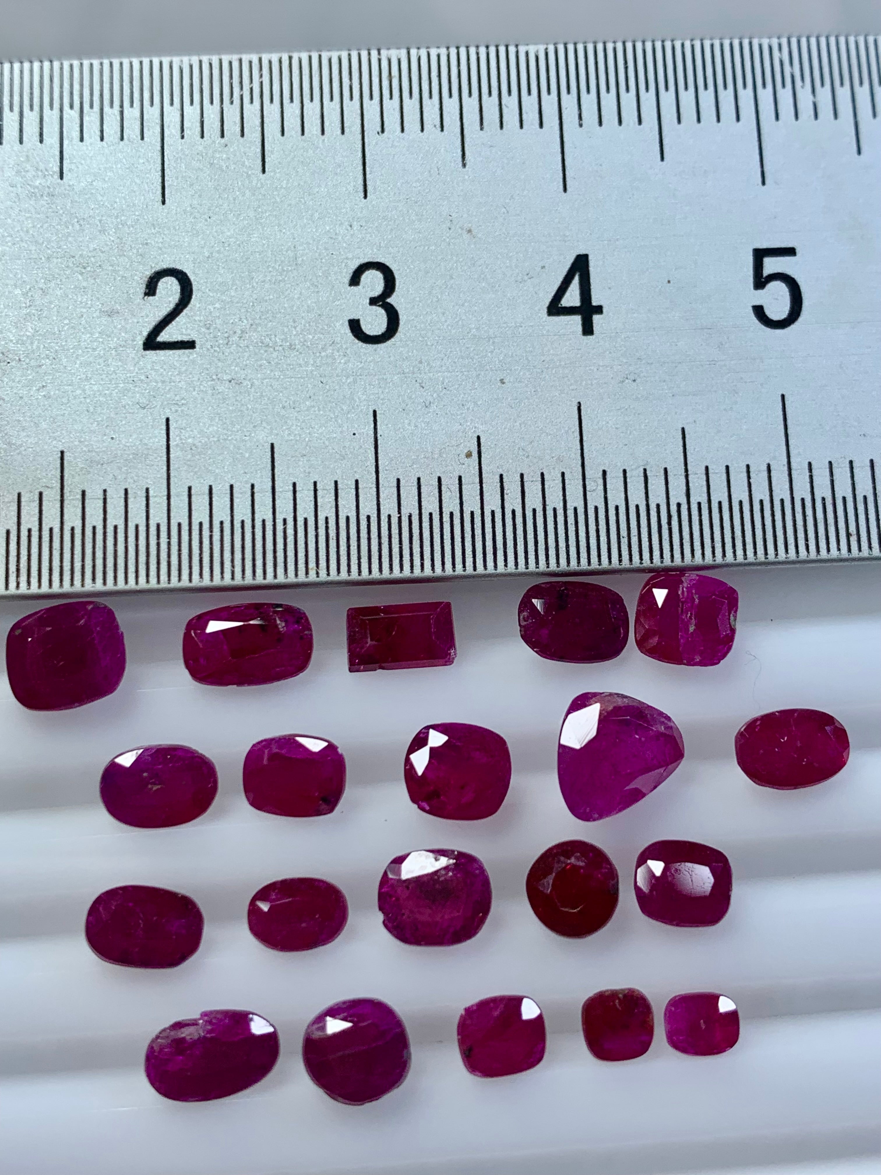 9.35 carats Red Natural Kashmir Rubies Loose Stone Bulk Parcel