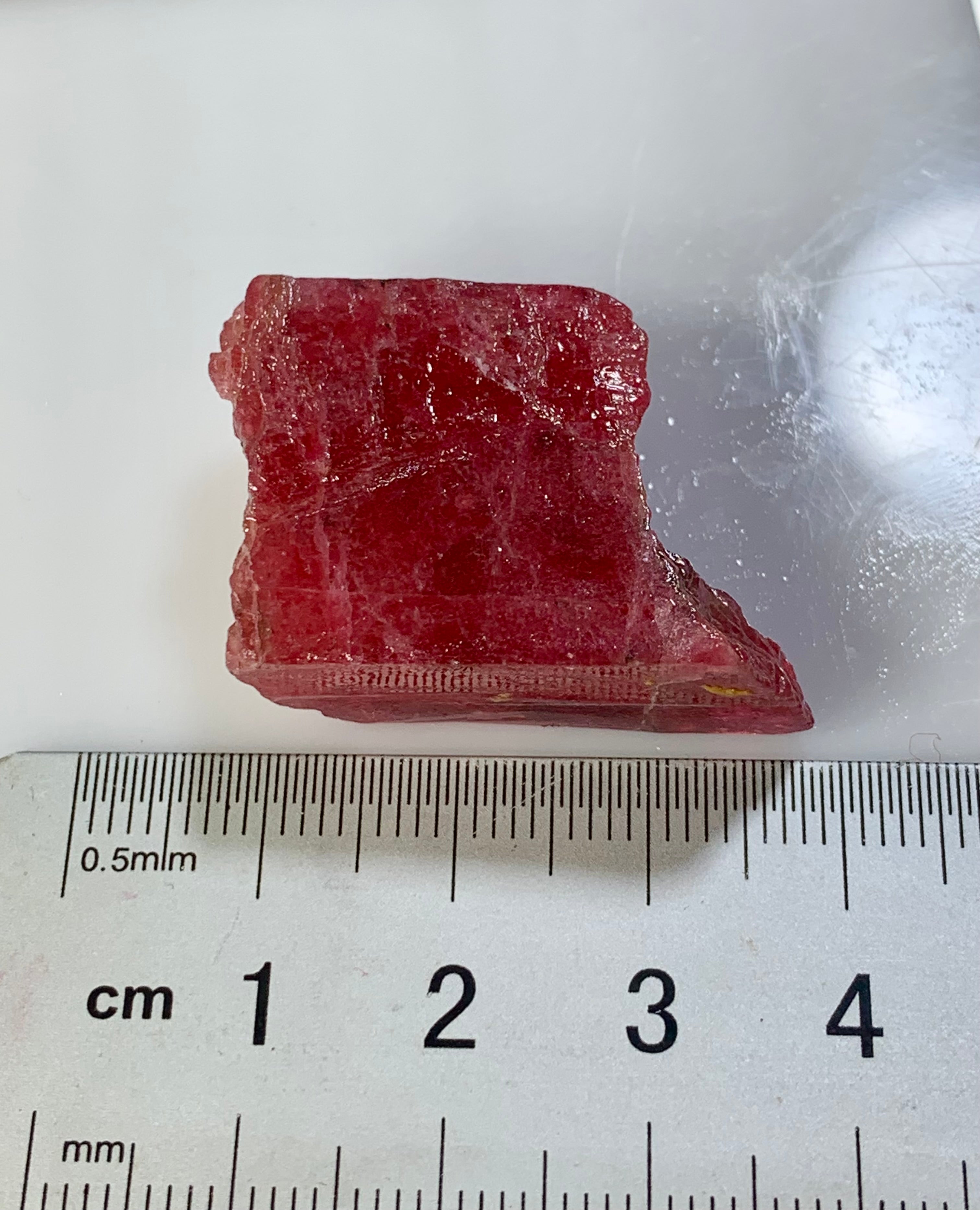 Rhodonite gemstone cutting rough