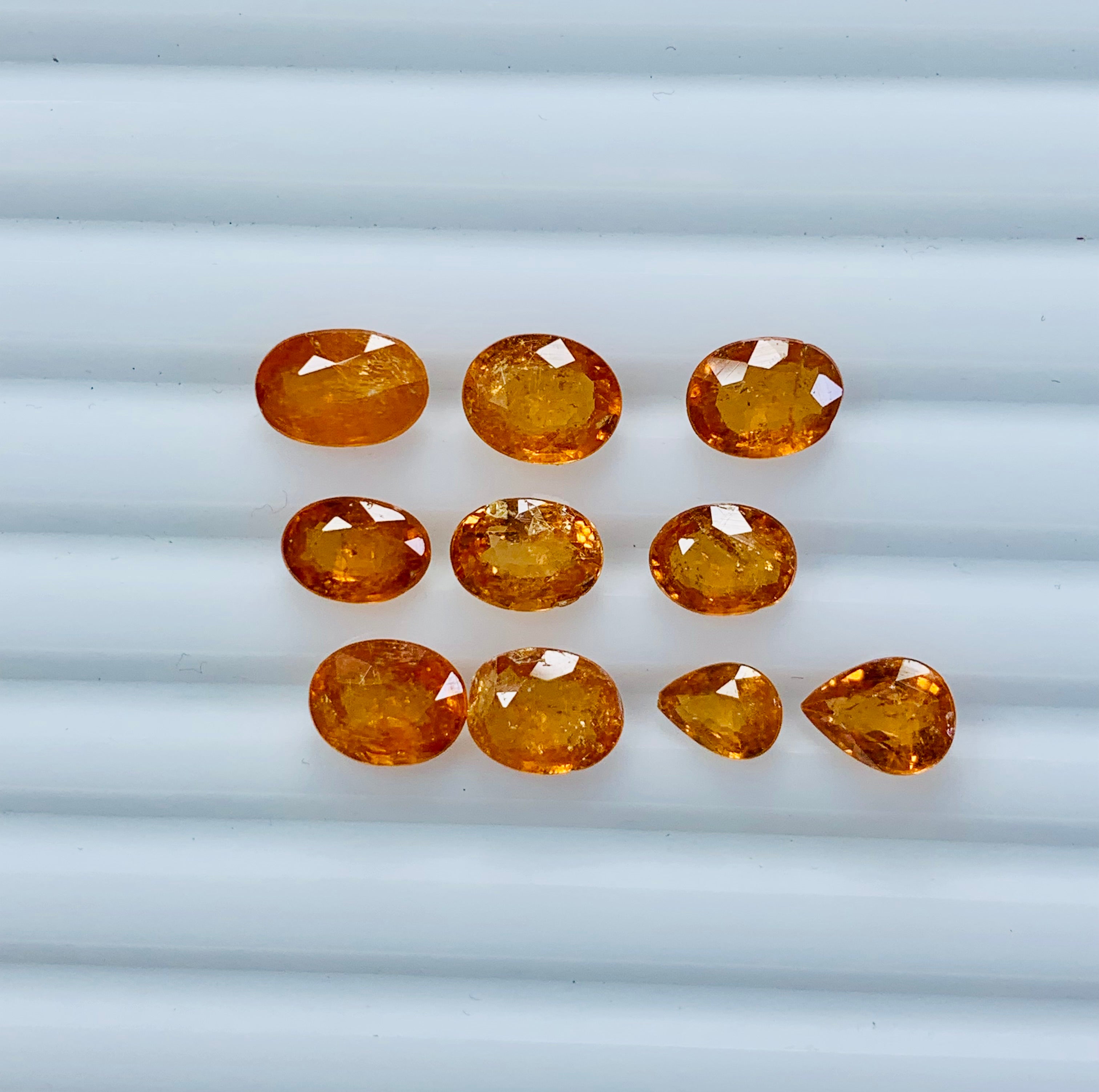 Spessartite garnet clarity
