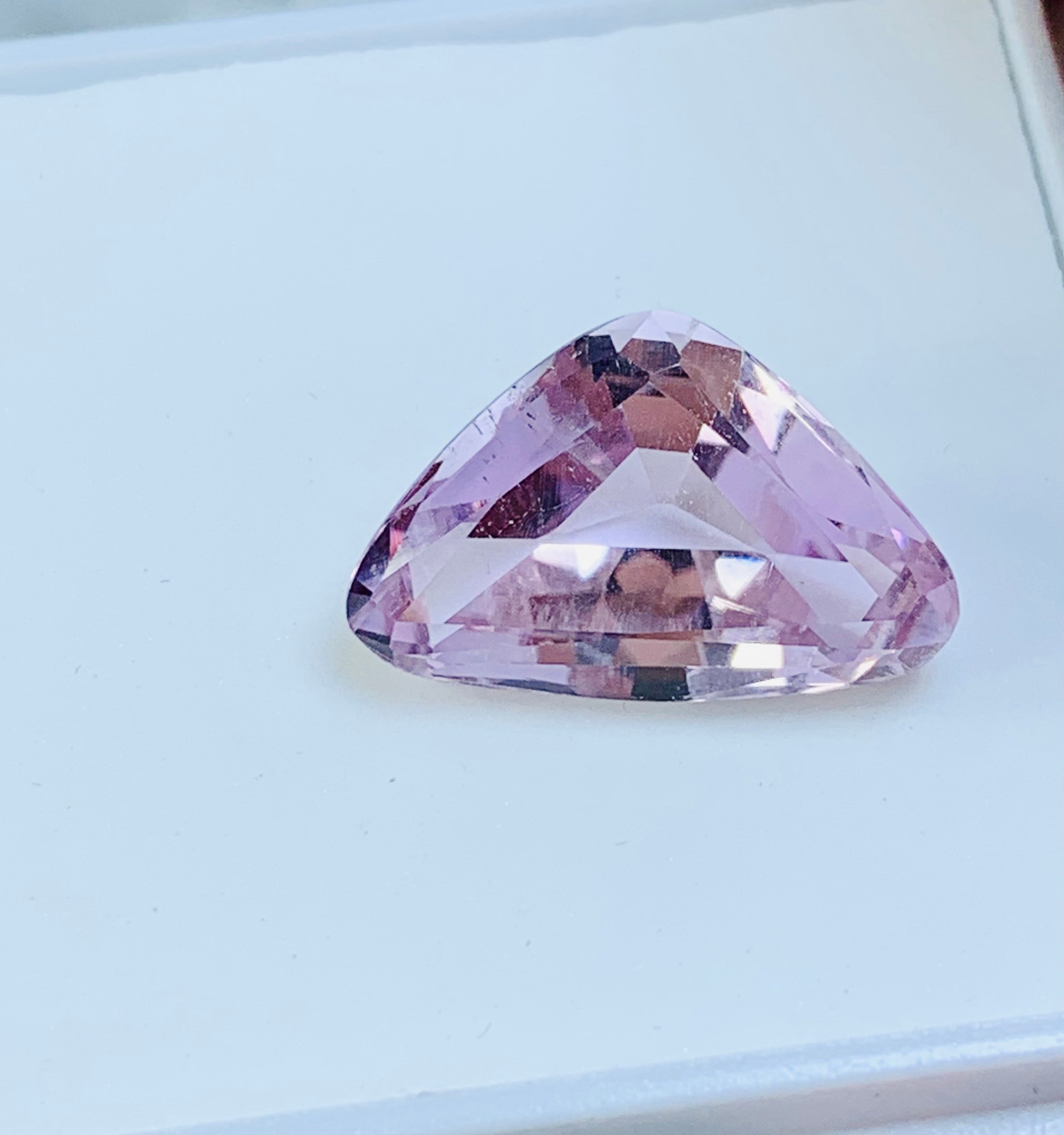 Spodumene properties