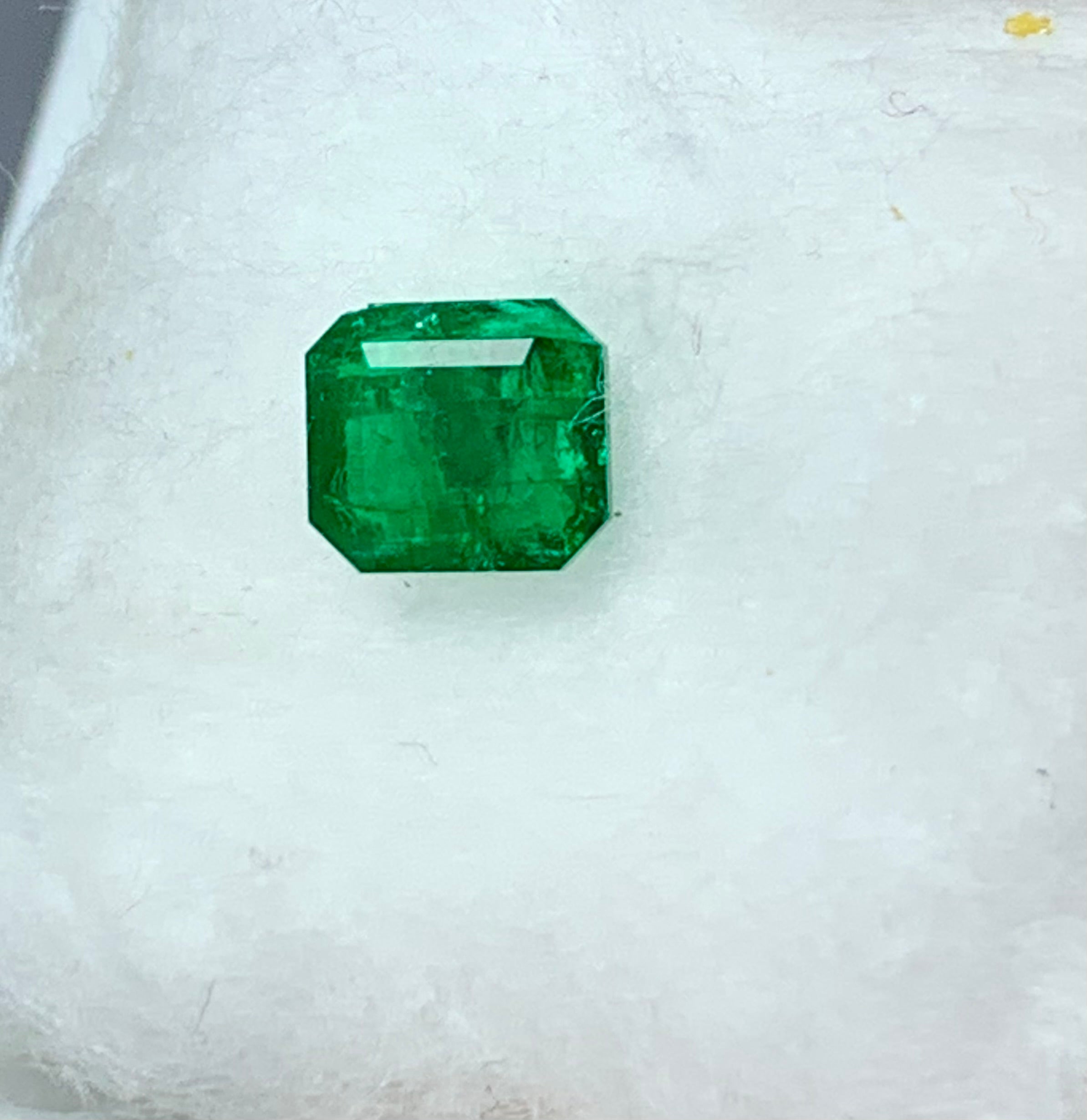 Swat emerald chromium content