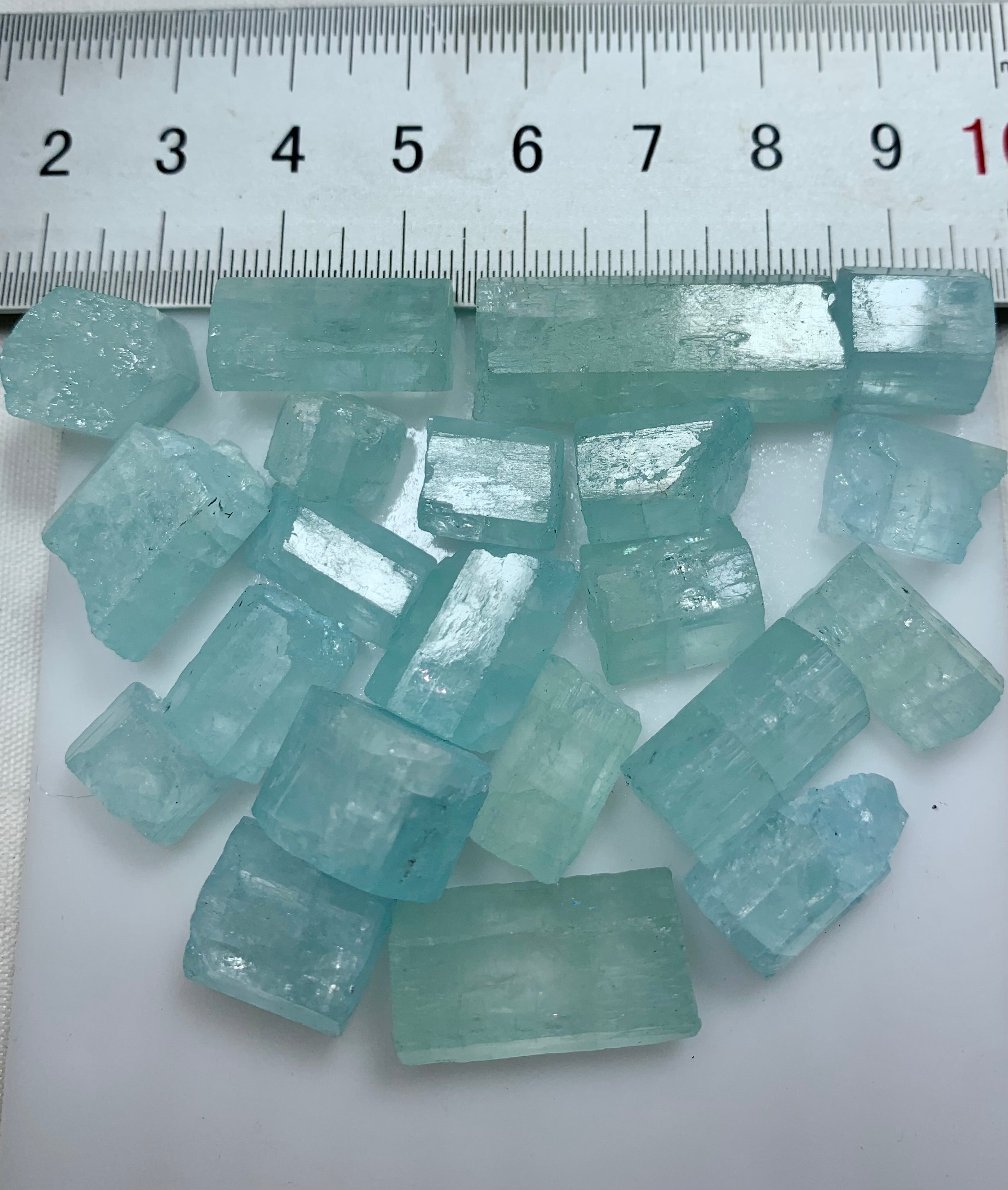 aquamarine rough for sale