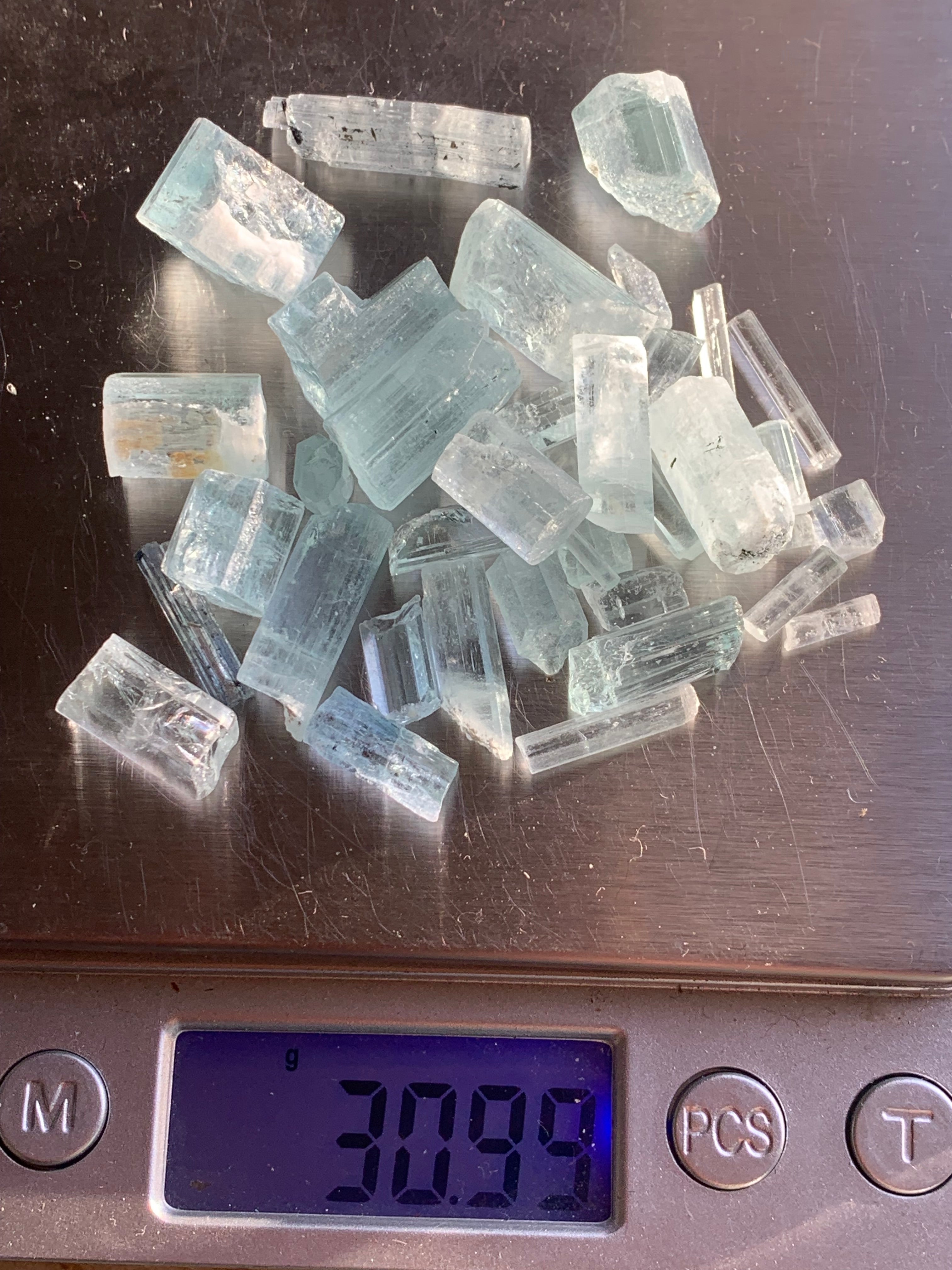 natural aquamarine raw stone crystals