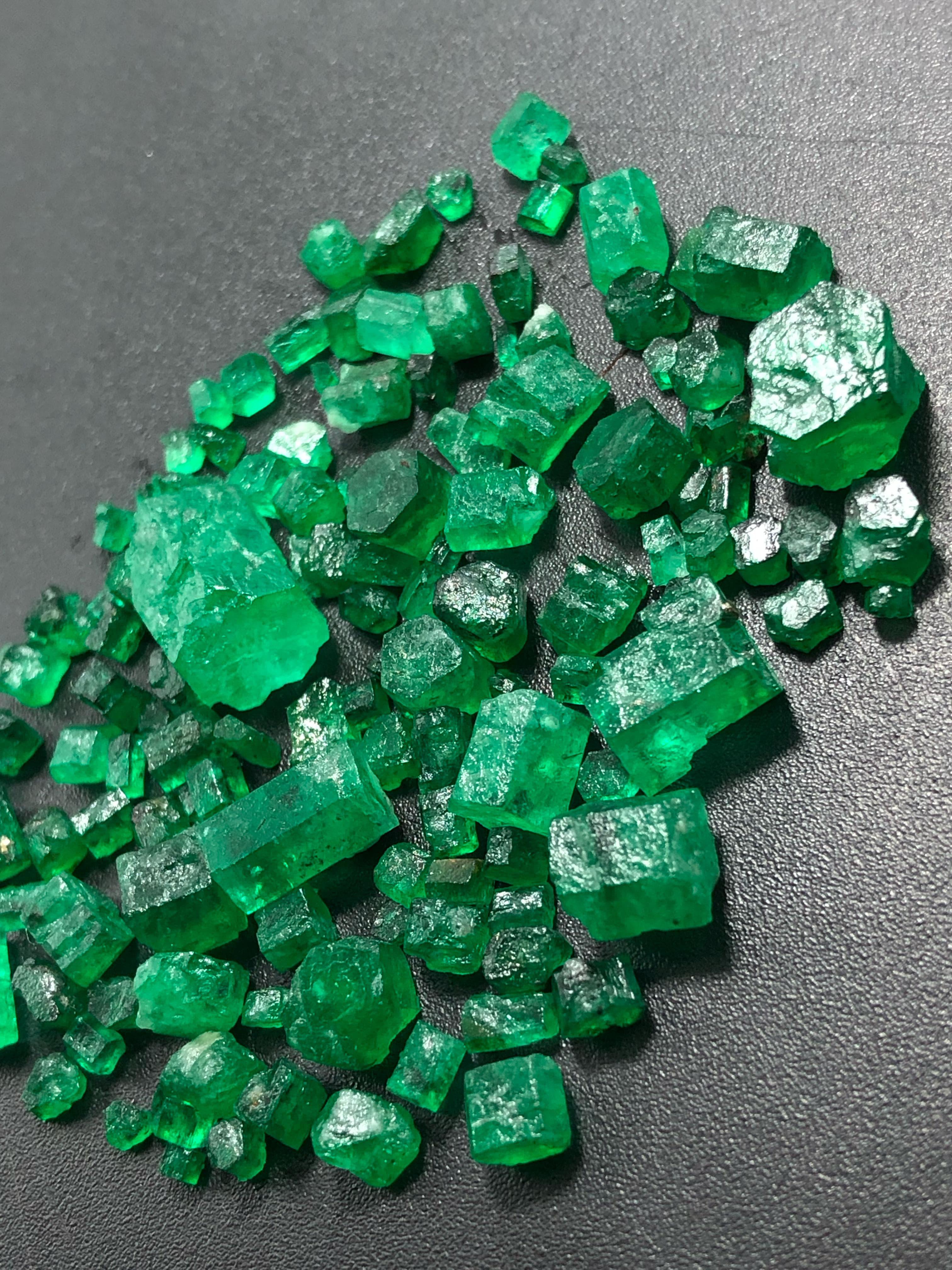 green emerald rough