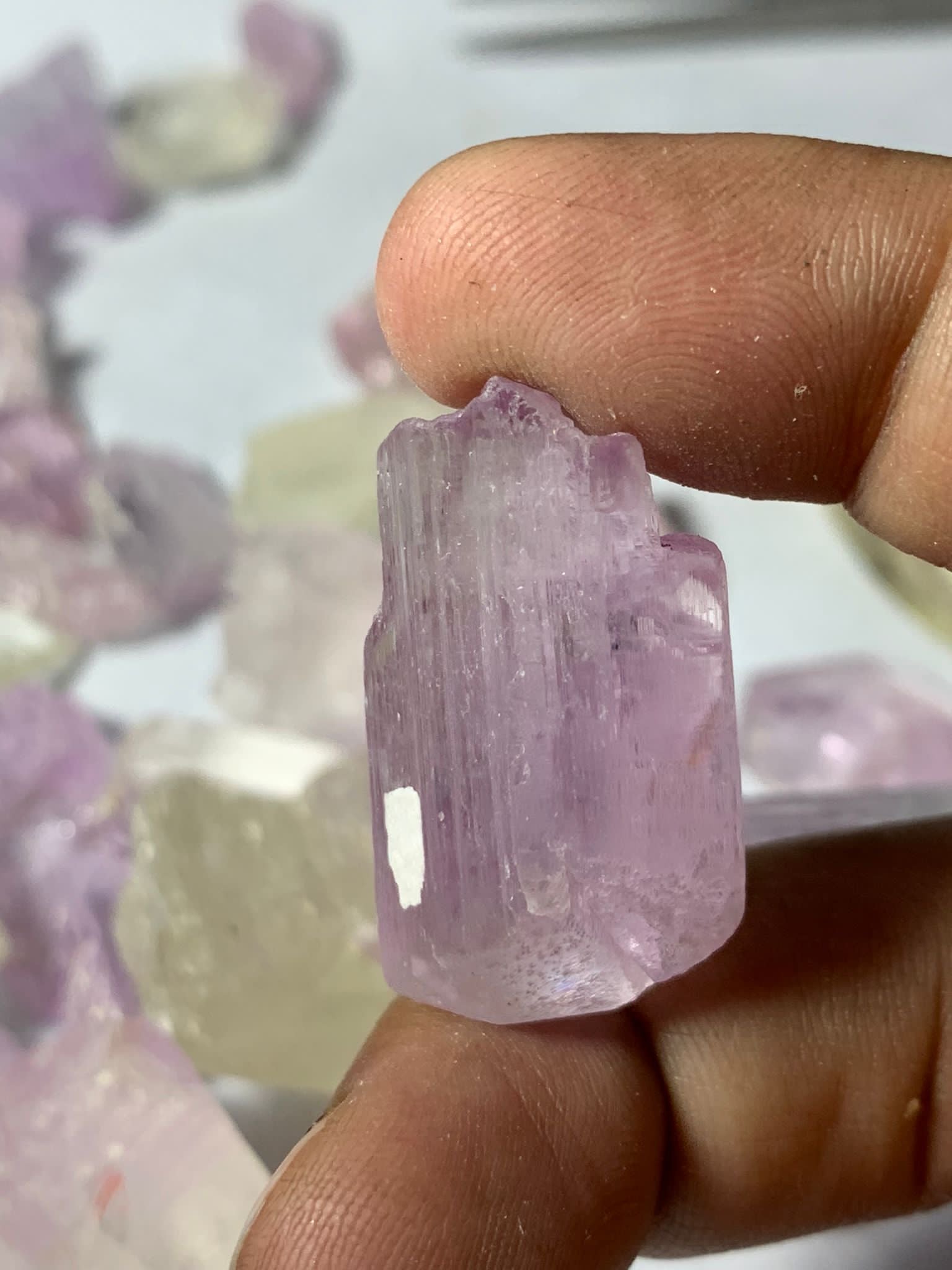 kunzite per carat