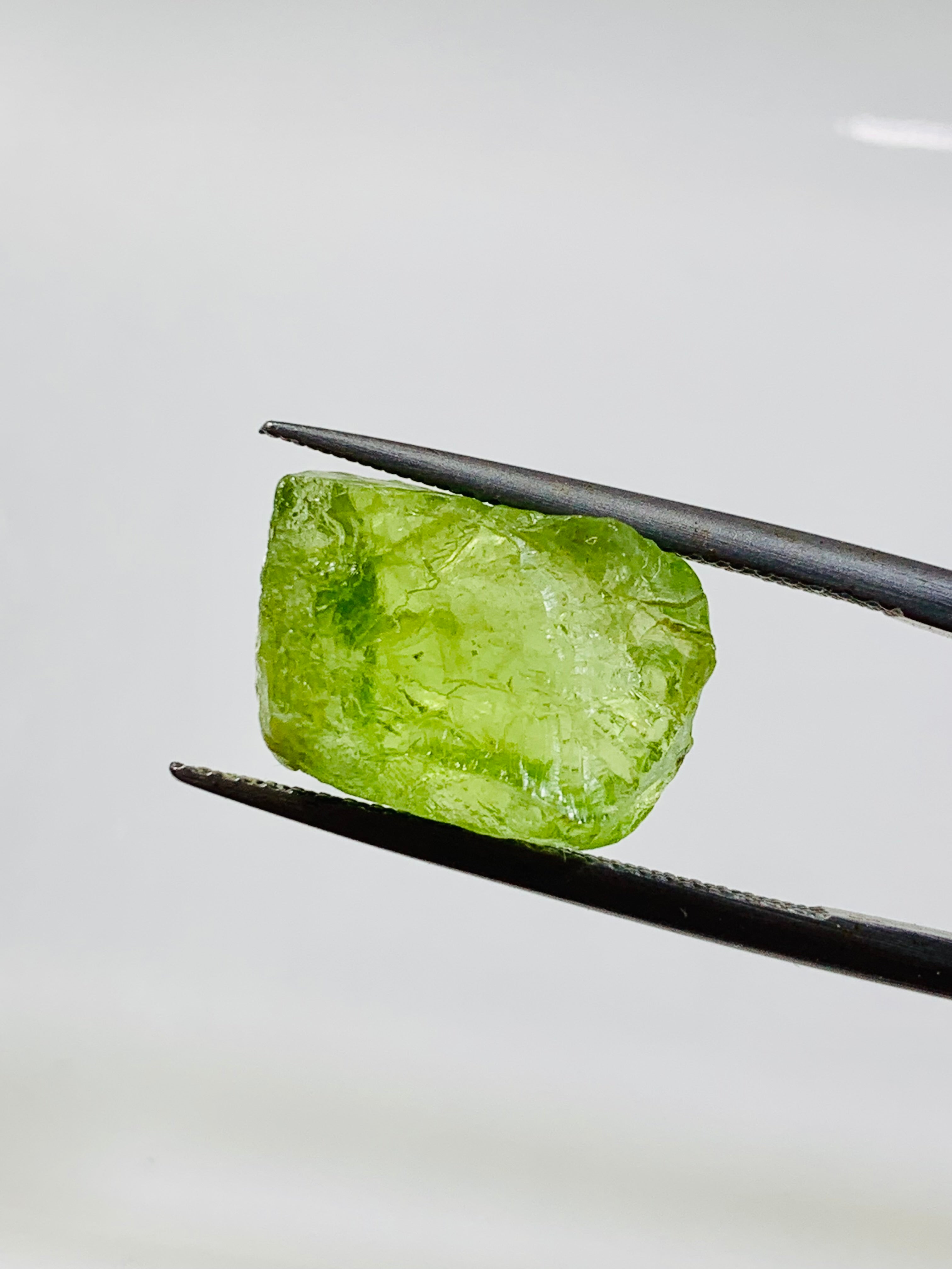 1.87gram apple green facet grade peridot| Rough Gemstones