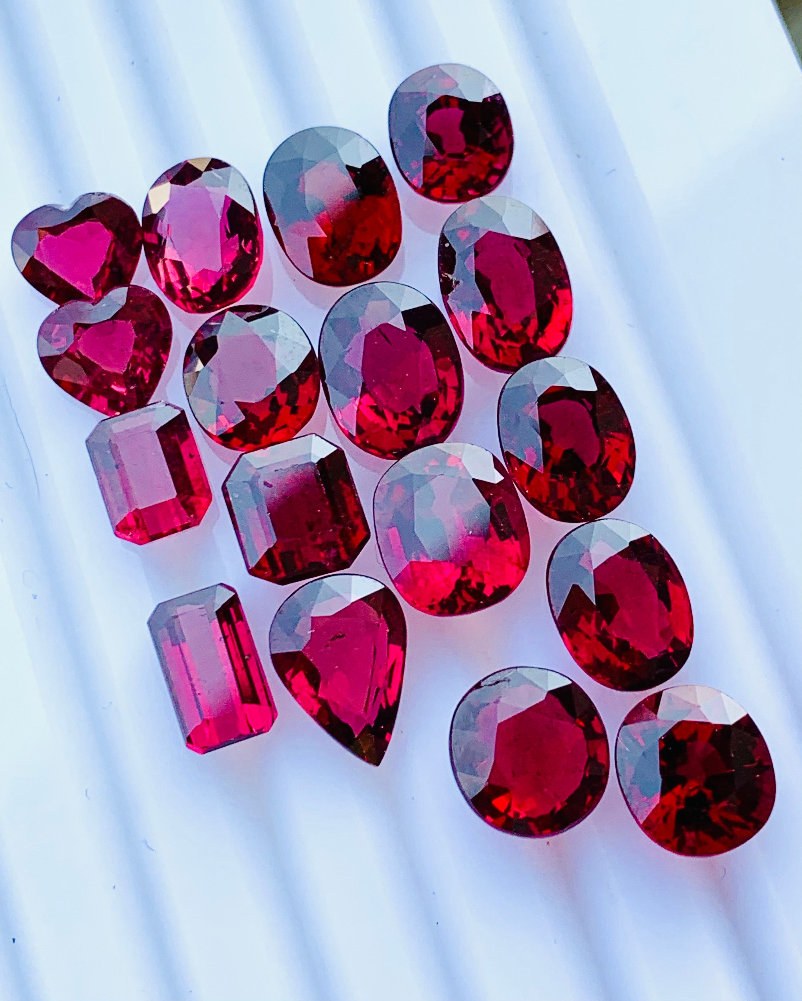 rhodolite garnet loose stones