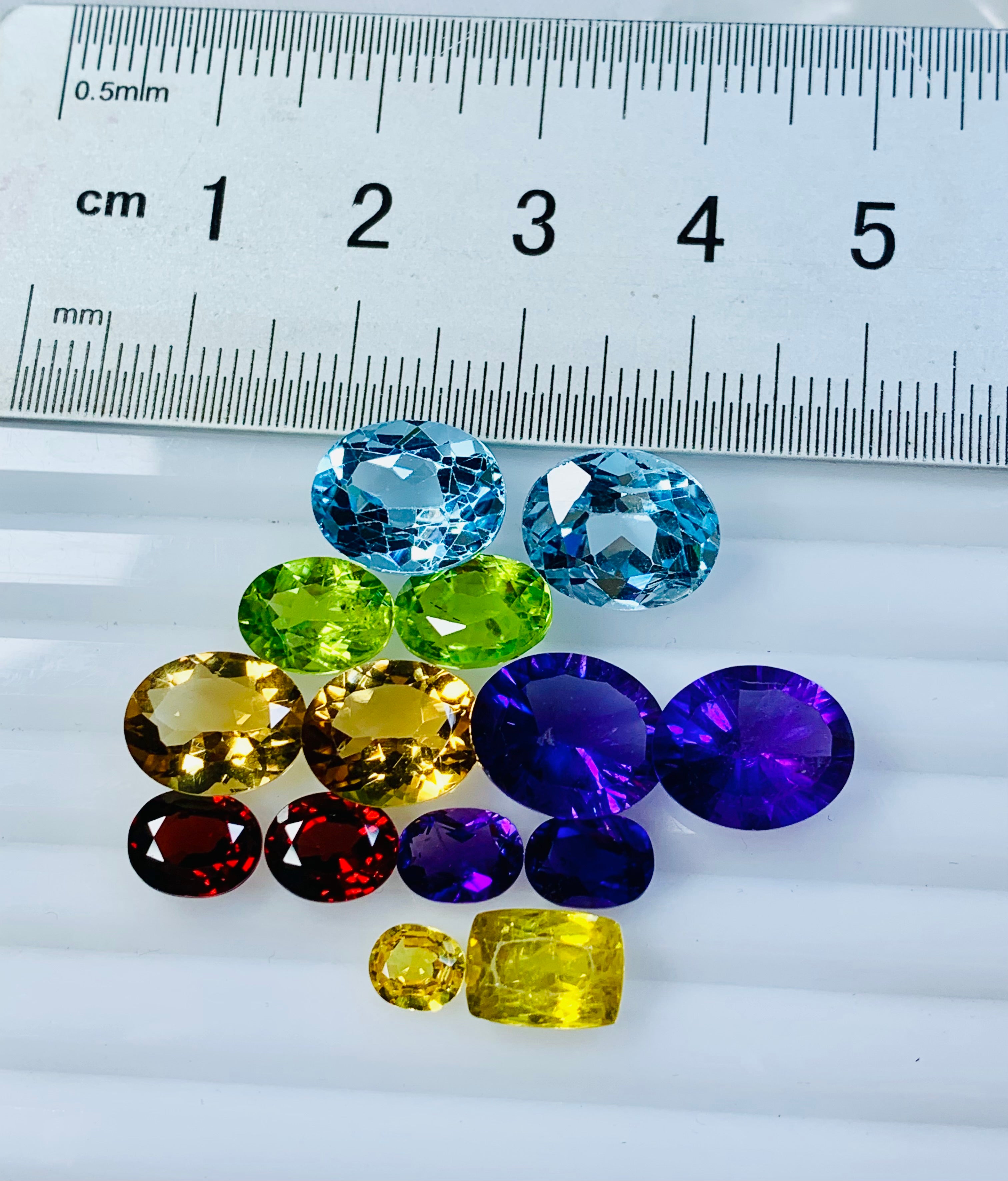 natural rhodolite garnet