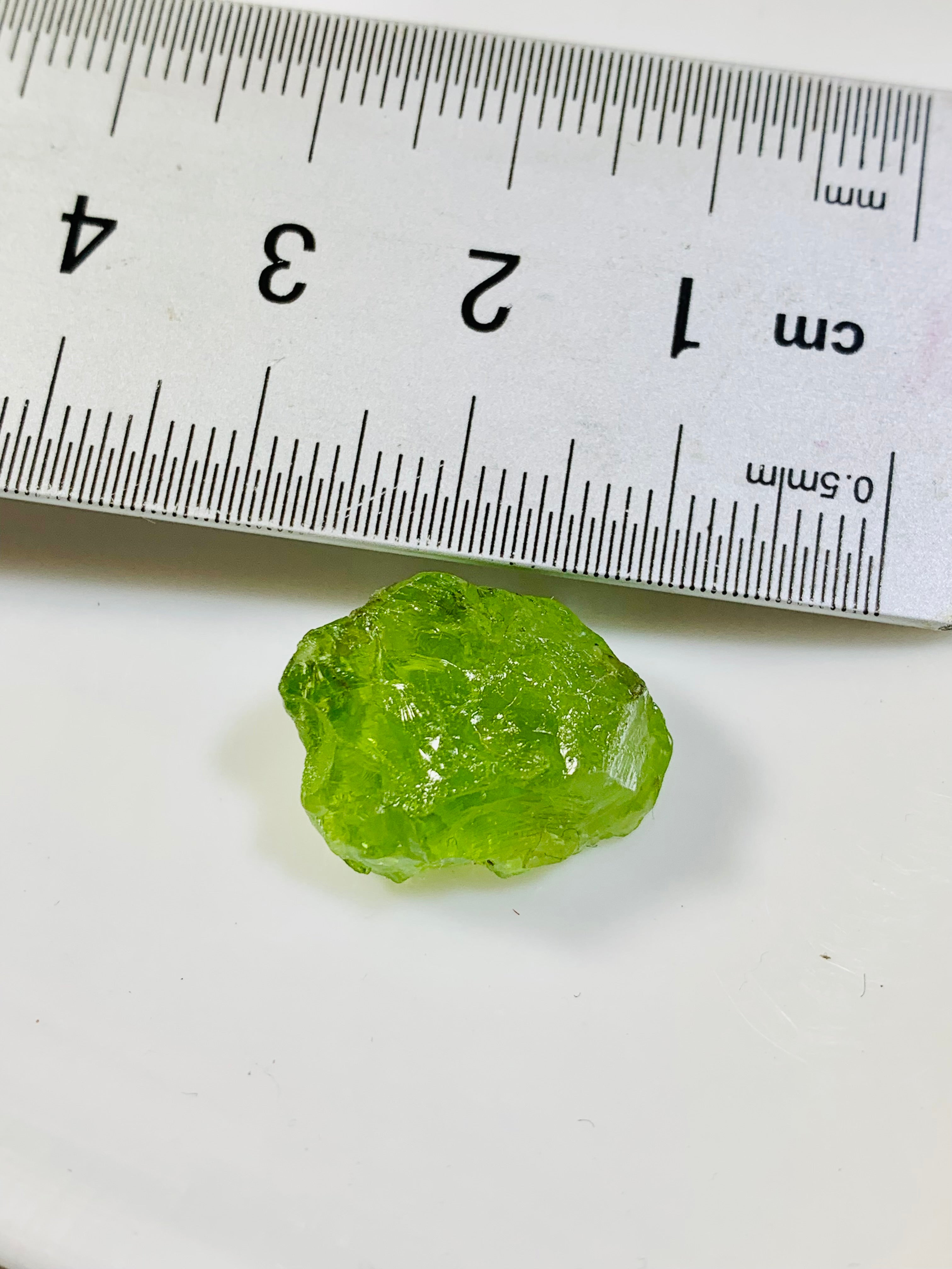 raw peridot for faceting