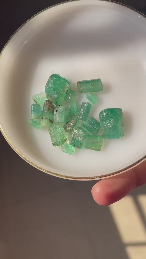 70 carats Rough Emerald Stone Parcel