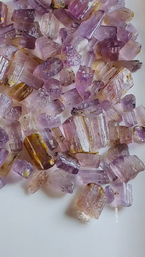 Natural Scapolite 86 carats for Faceting | Rare Gemstones