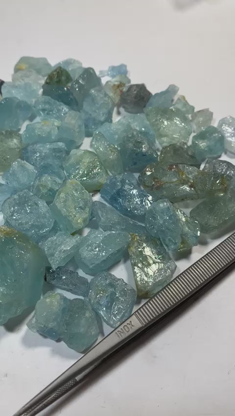 aquamarine crystals gemstone