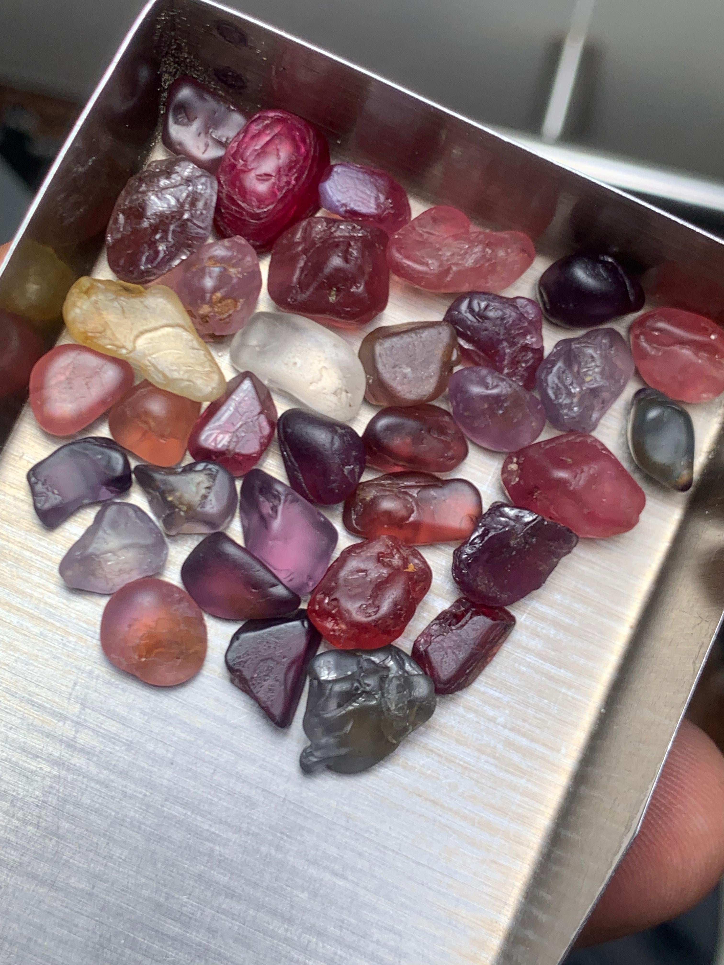 95 carats Facet Grade Rough Spinels - Raw Spinels