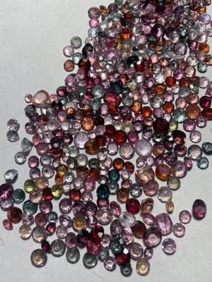 30 carats 1mm to 2mm Round Brilliant Loose Burma Spinels