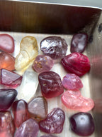 95 carats Facet Grade Rough Spinels - Raw Spinels