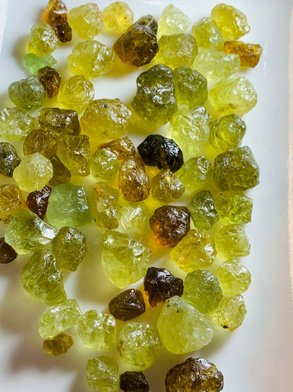 250 carats Rare Mali Garnet Facet Rough Gemstones