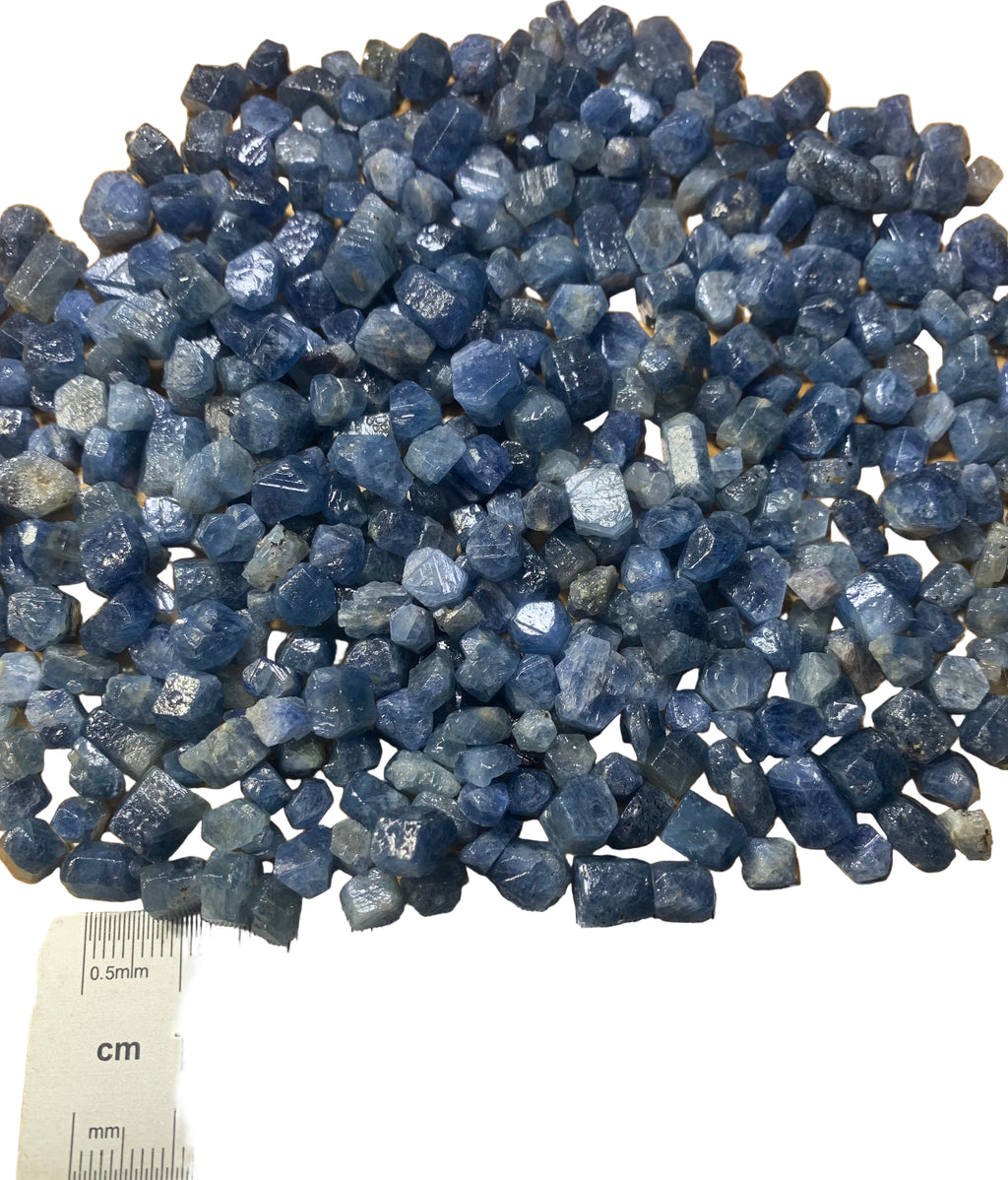 Natural rough blue sapphires
