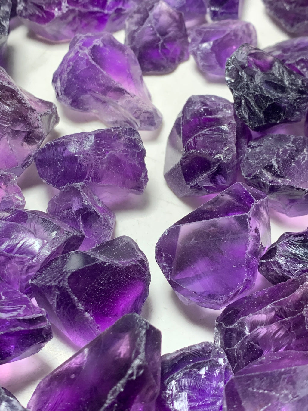 Amethyst Rought 1kg FACET ROUGh AMETHYST SONES| AMETHYST RAW GEMSTONE – GemsVisor