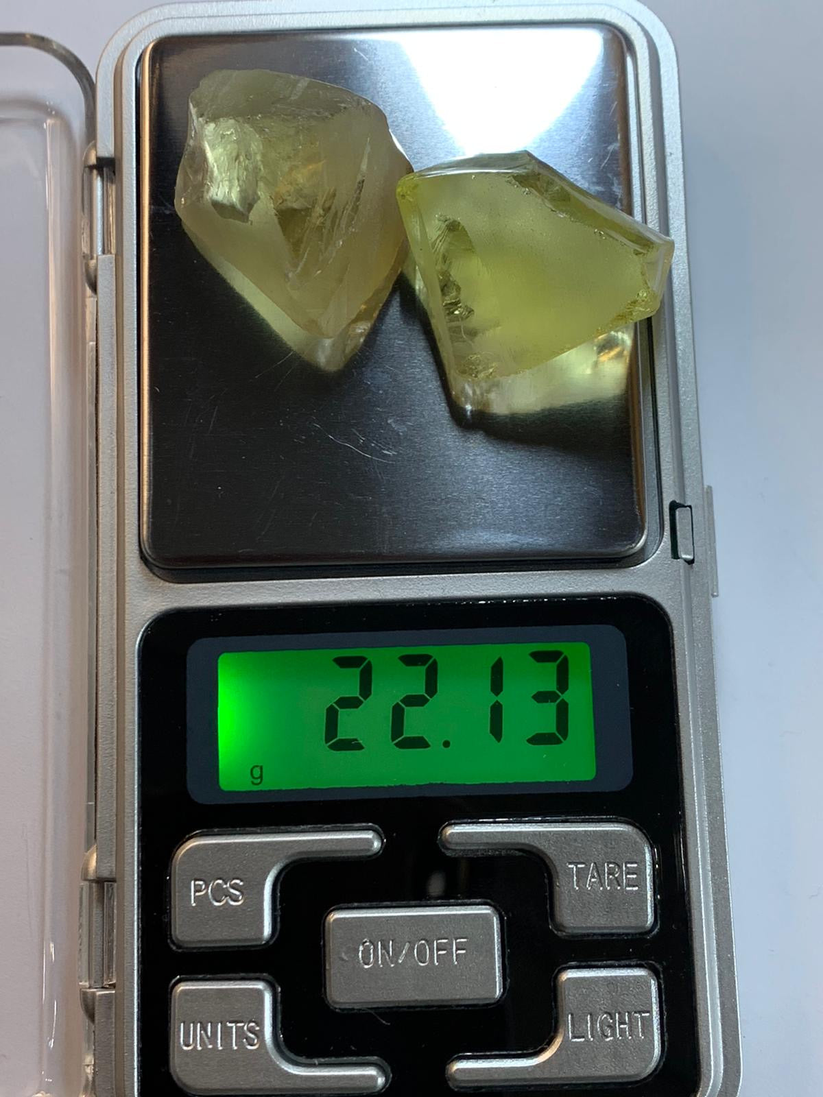 Small Deal Of Four Different Facet Grad Quartz Rough Gemstones