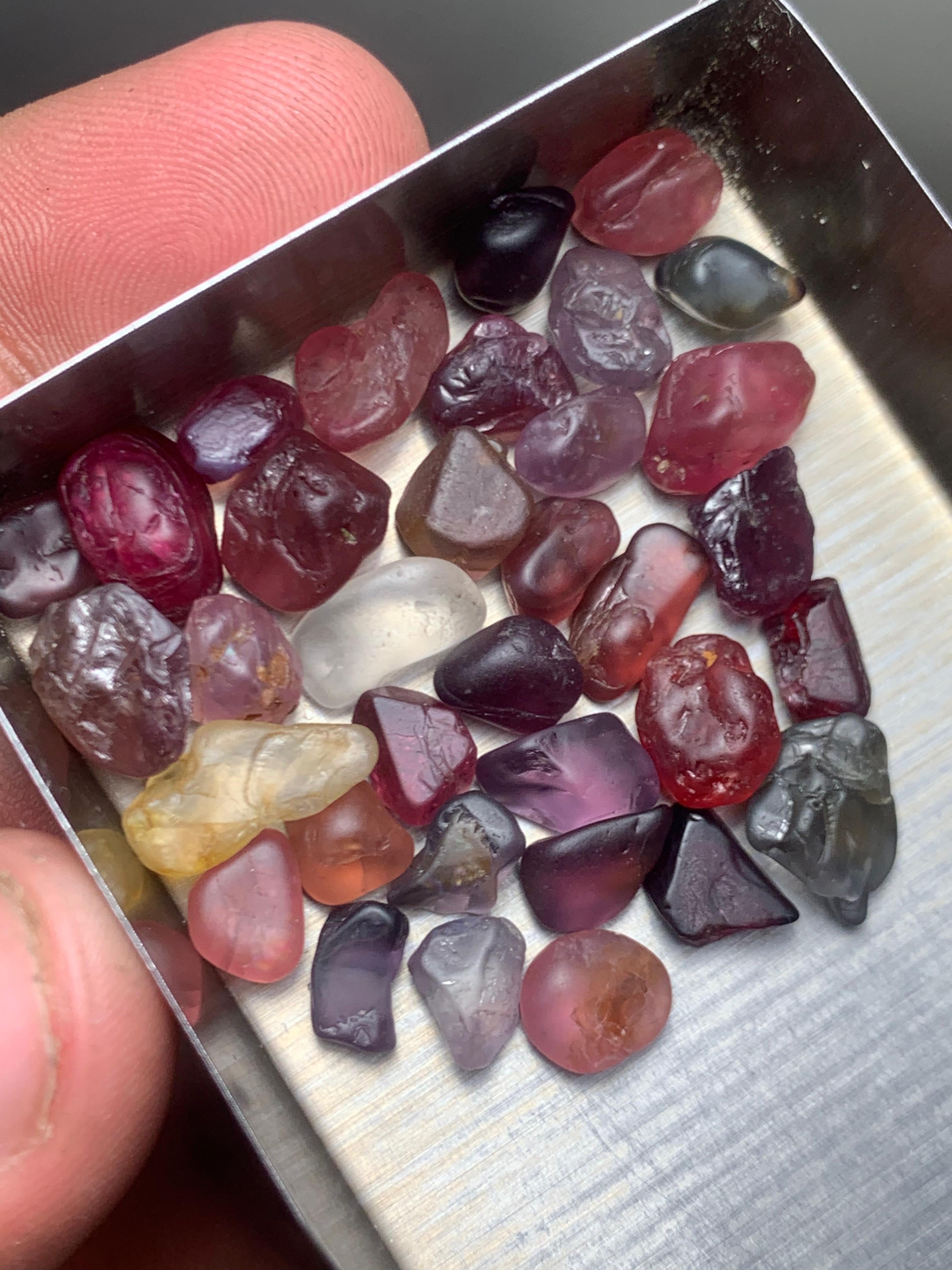 95 carats Facet Grade Rough Spinels - Raw Spinels