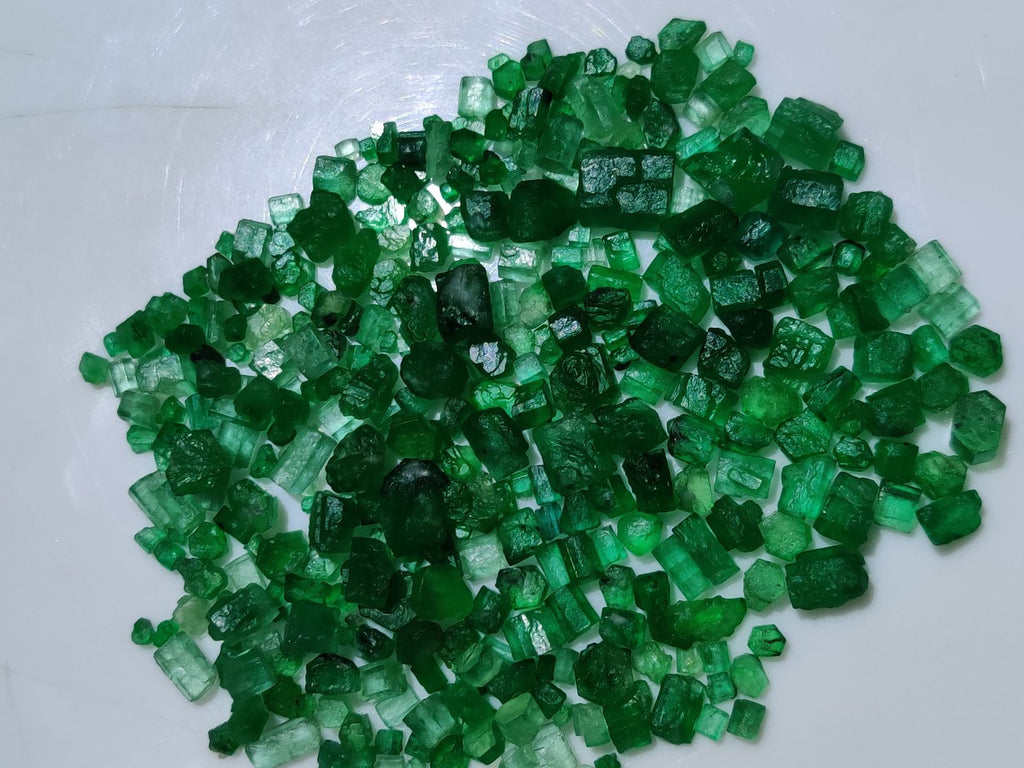 164 Carats Natural Emerald Parcel from Swat (under 1–2.5 Cts Each)