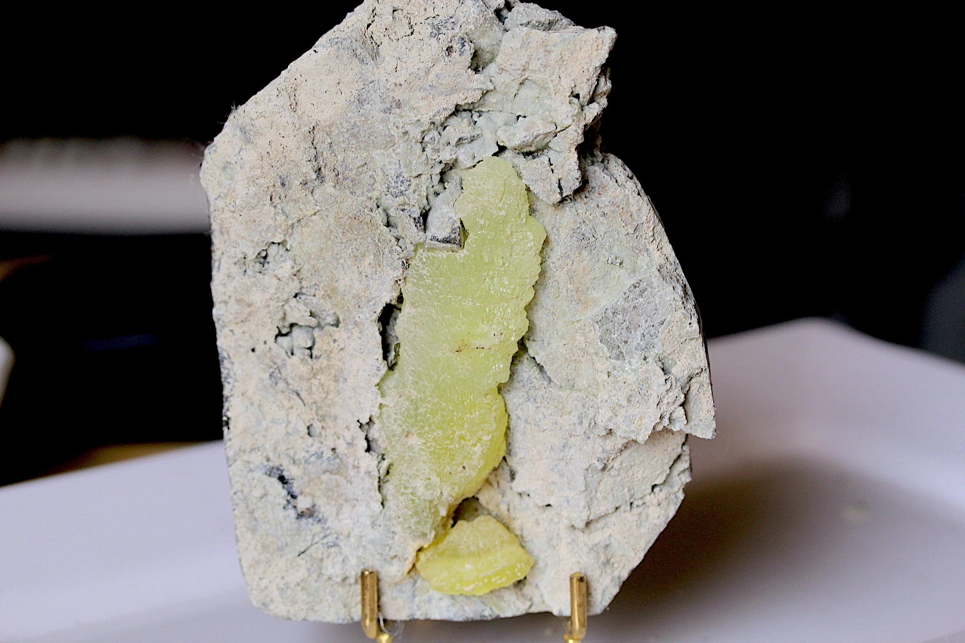 Brucite on Matrix Specimen for Collection