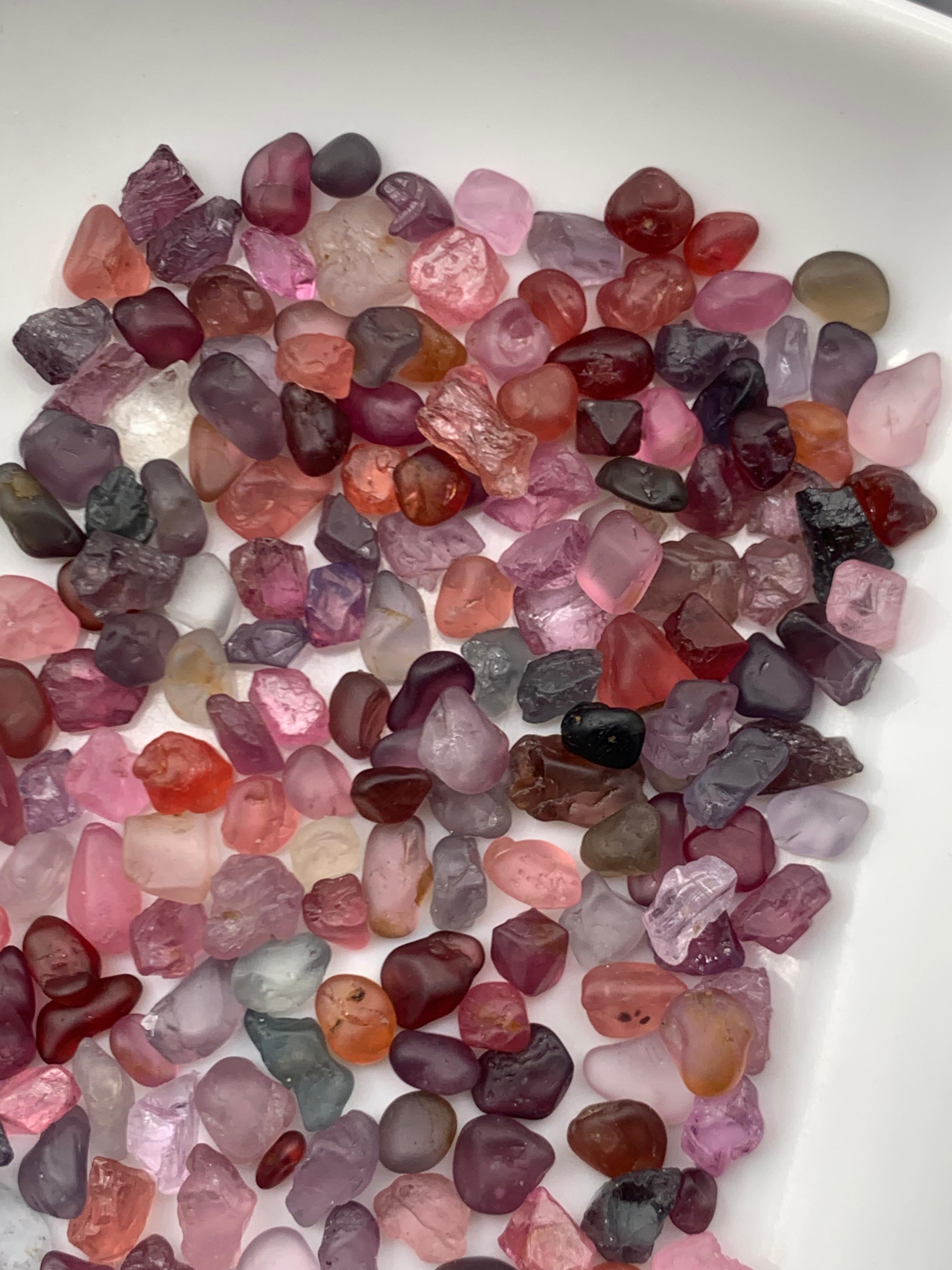 Burmese spinel rough stones for gemstone cutting