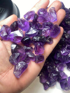 amethyst in raw form
