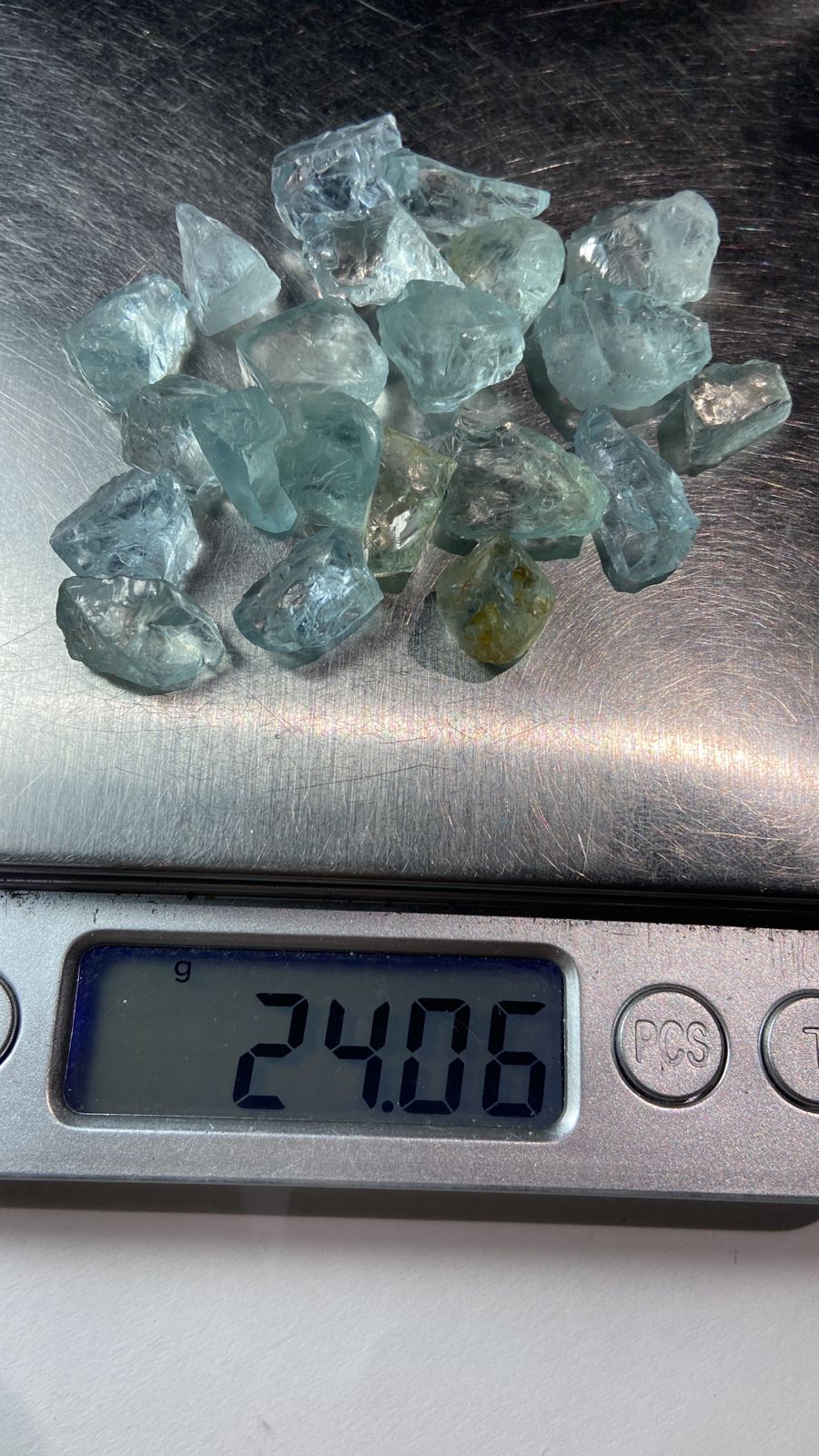 aquamarine rough for sale
