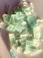 aquamarine raw stone crystals 