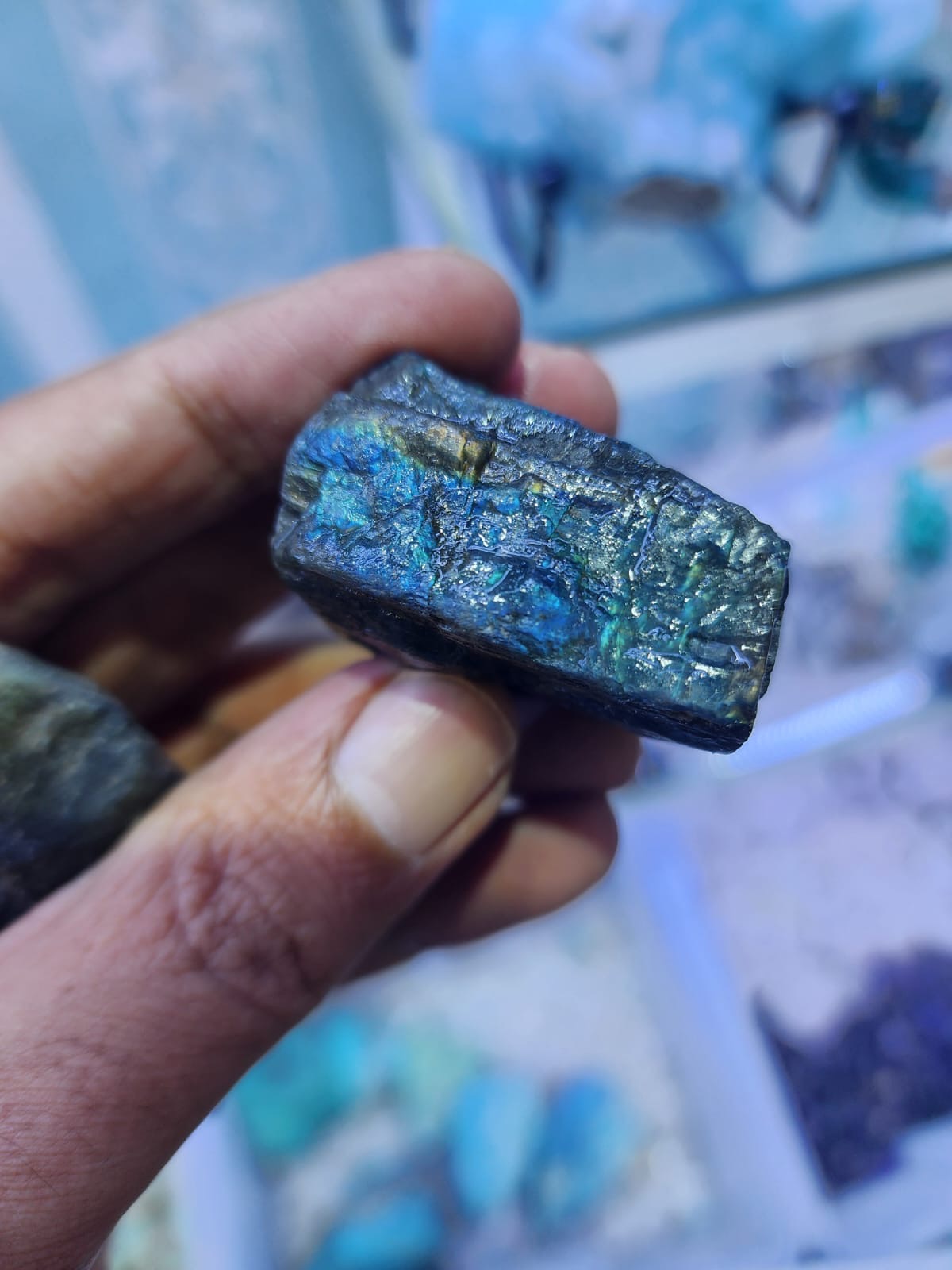 labradorite gemstone
