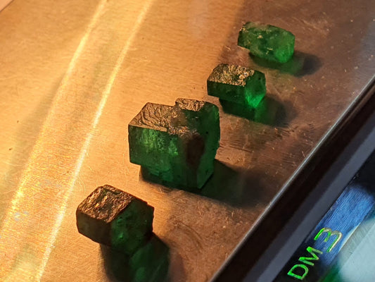 natural emerald necklace