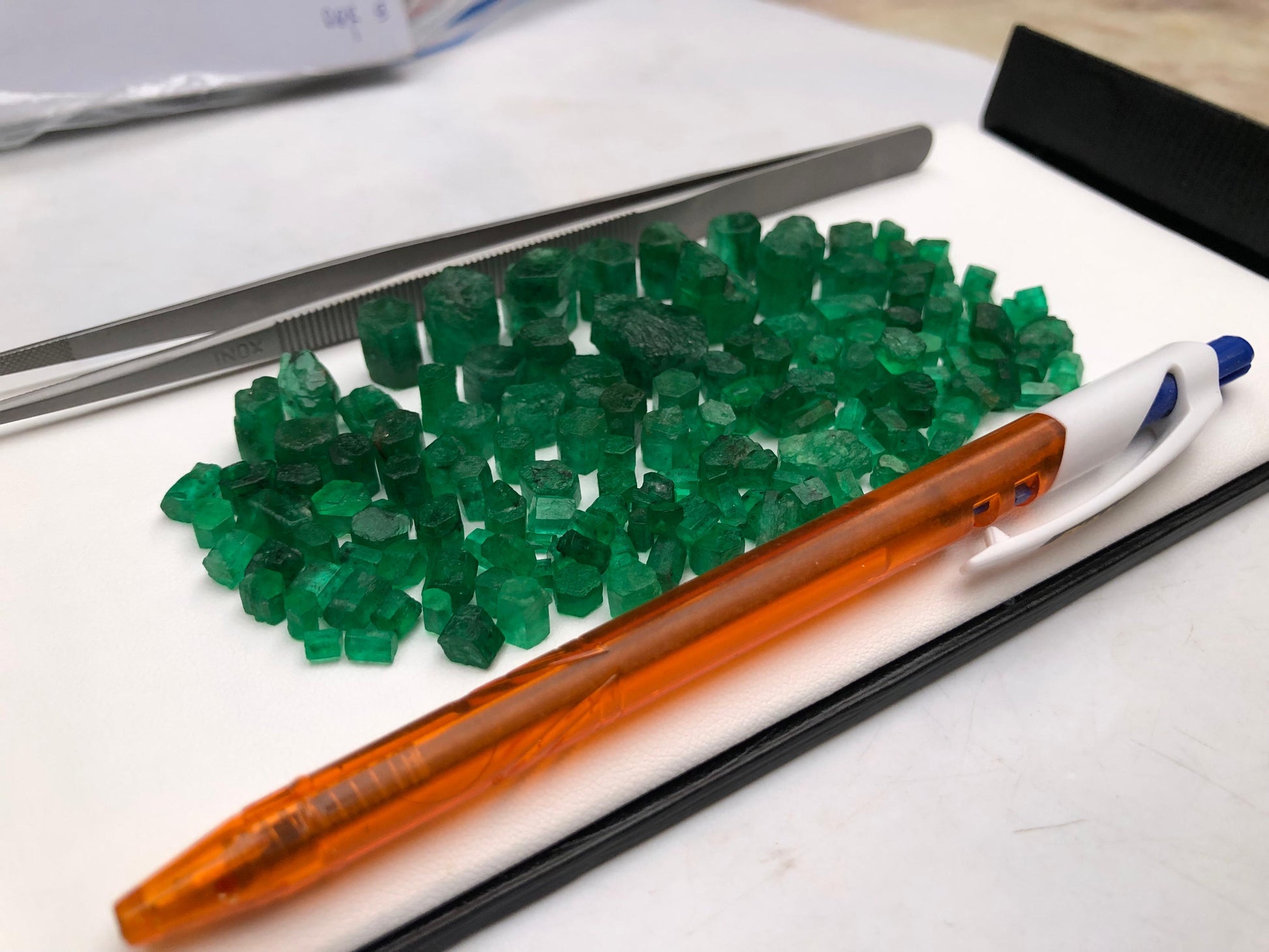 rough emerald gemstone for lapidary