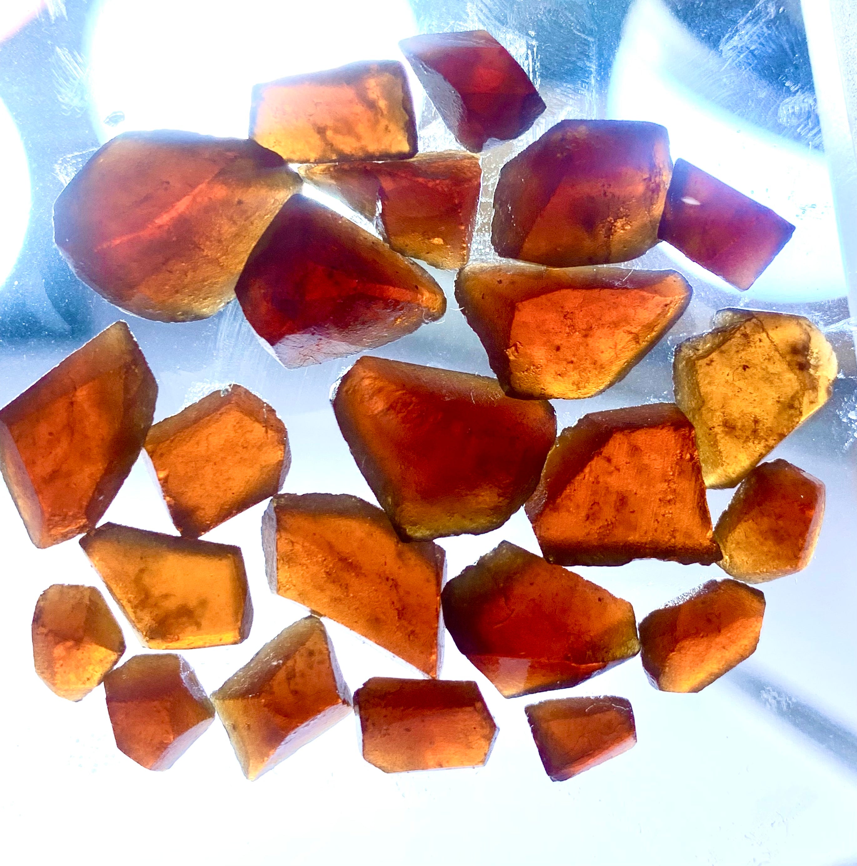 january birthstone hassonite garnet