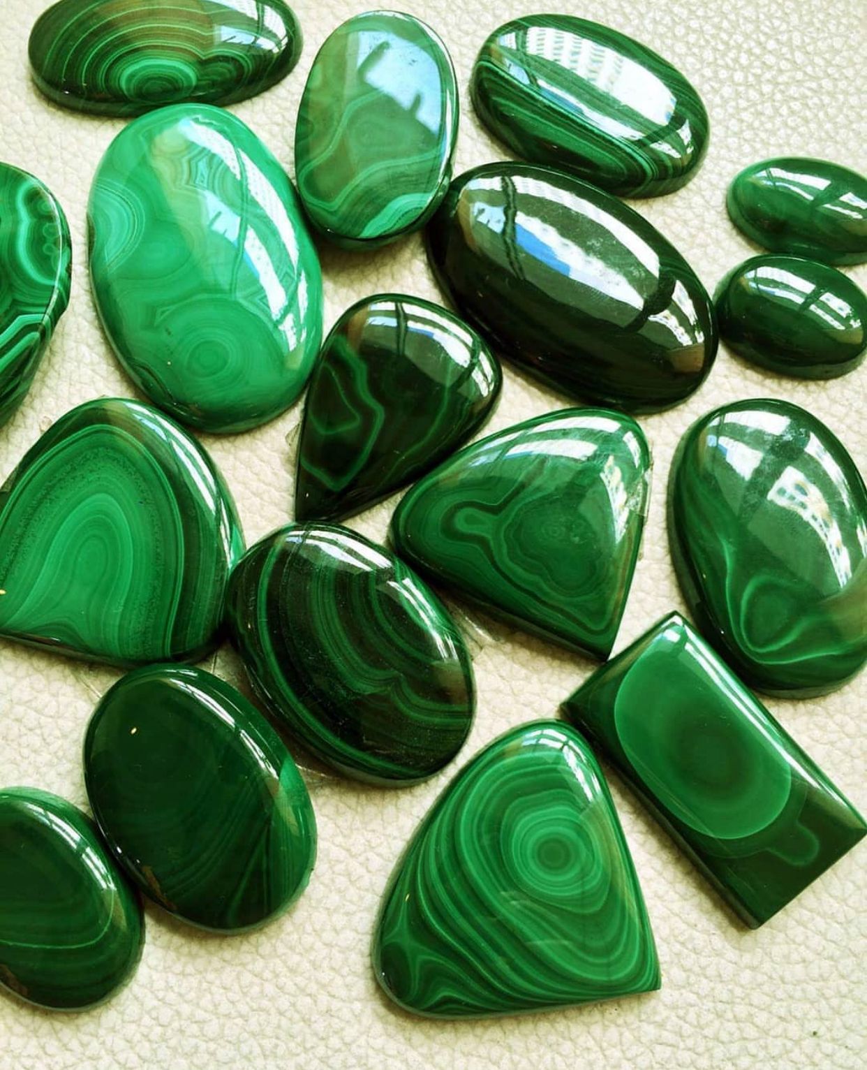 green malachite pendant
