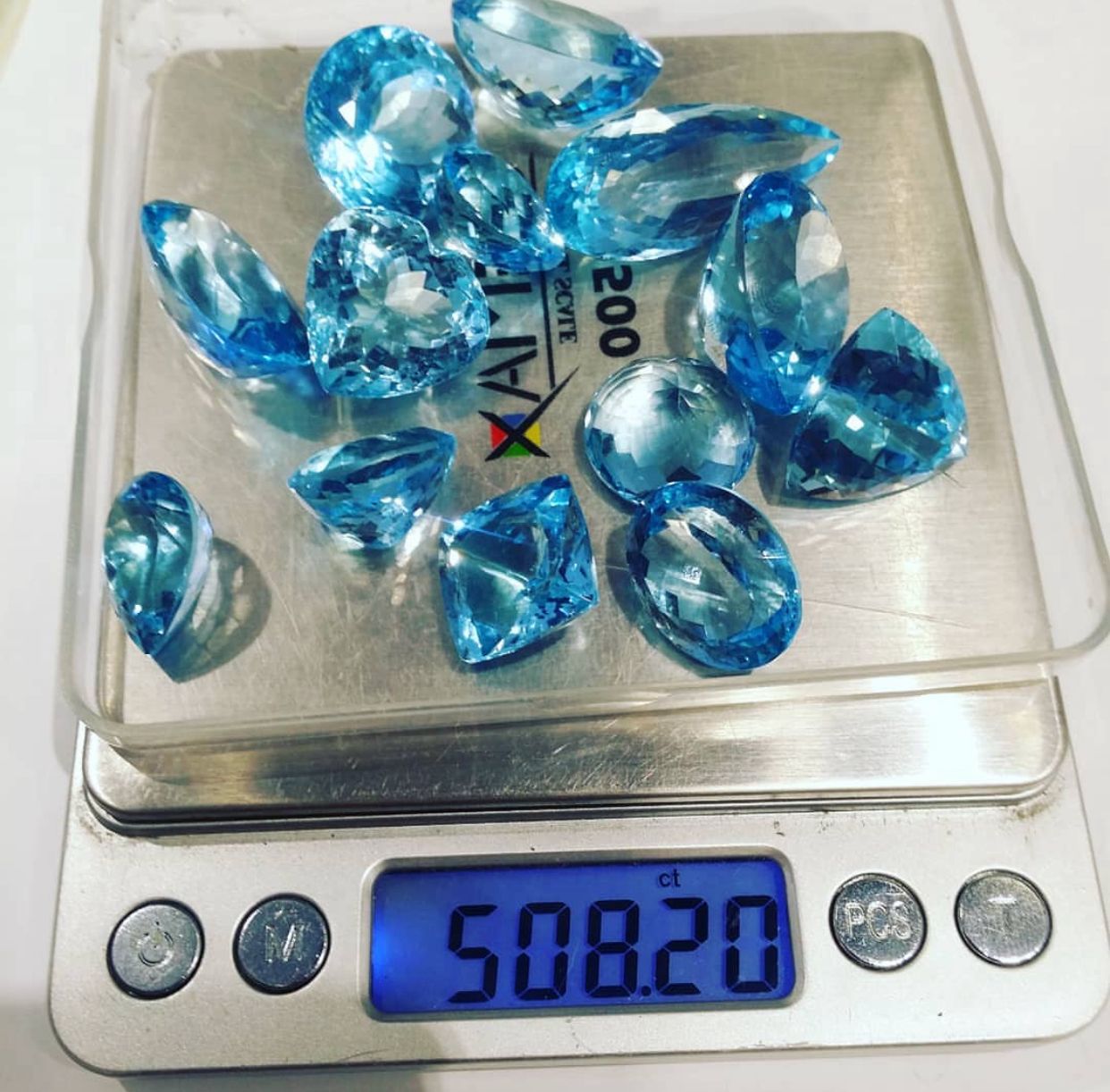 london blue topaz
