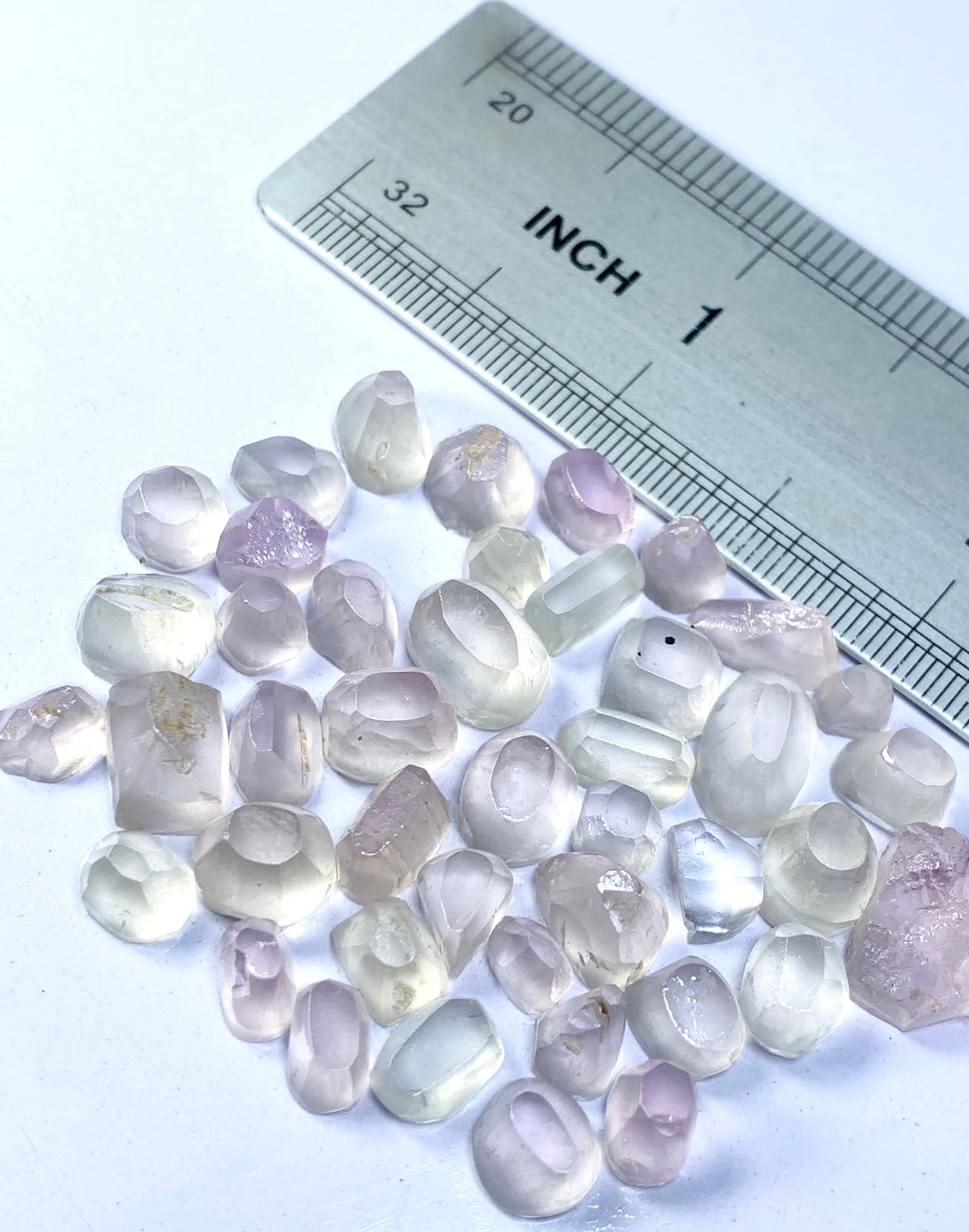 natural raw kunzite gems