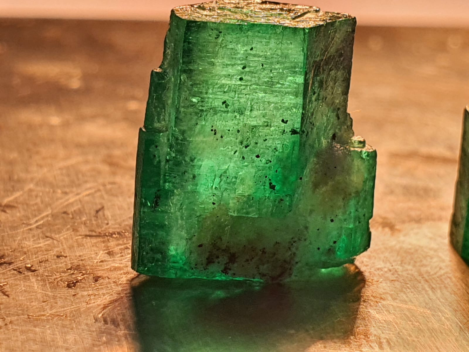 emerald stone engagement rings