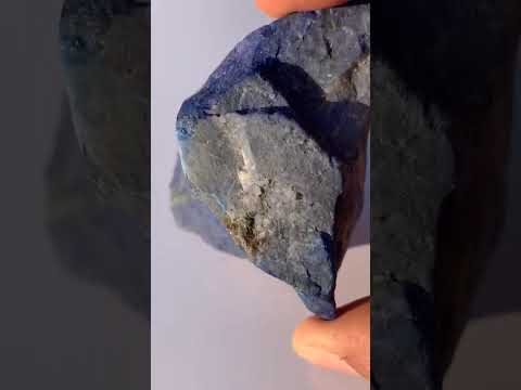135 Grams Good Quality Lapis Lazuli From Afghanistan With Golden Pyrite