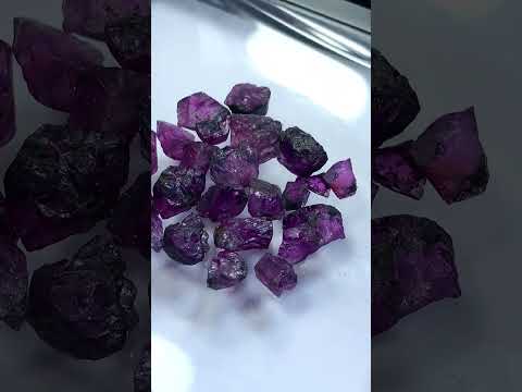 52 Carats Facet Grade Natural Kashmir Sapphire | Rough Uncut Gemstone