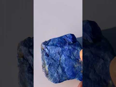 pyrite speckled lapis raw

