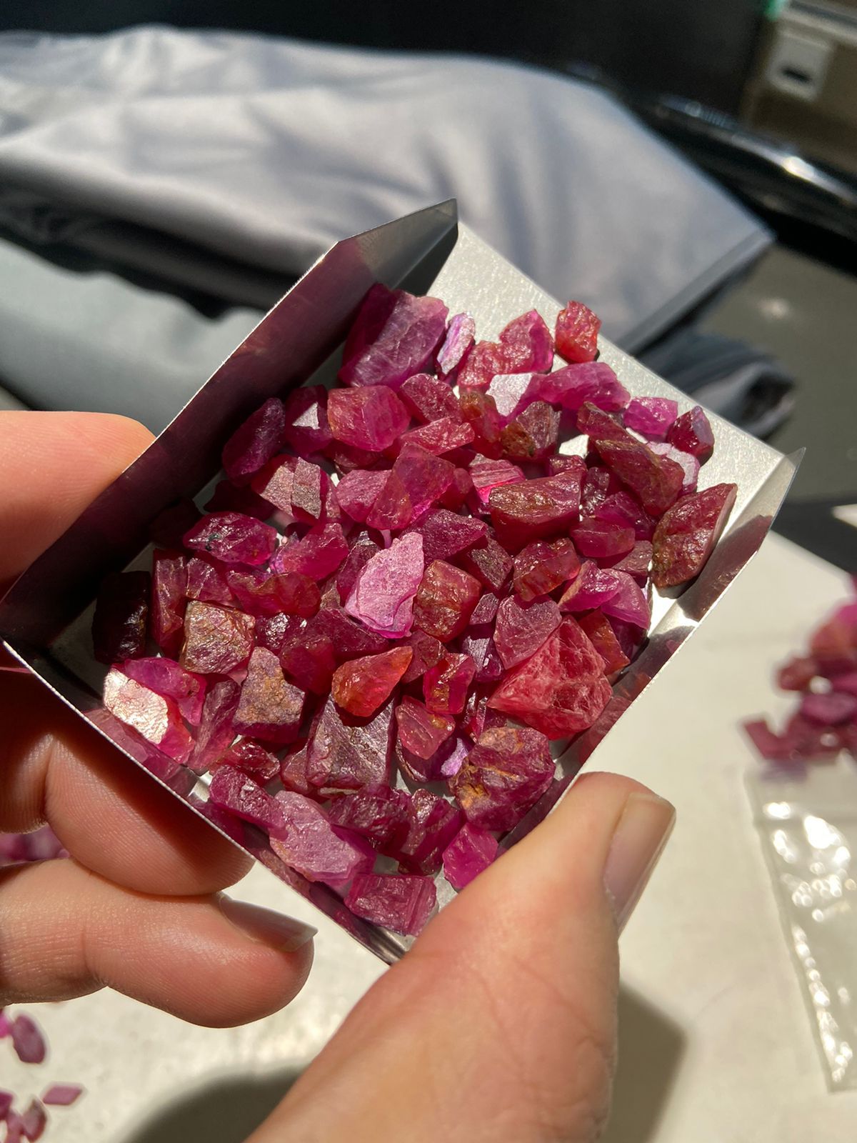 1 kg Raw Rubies For Lapidary| Rough Uncut Gemstone
