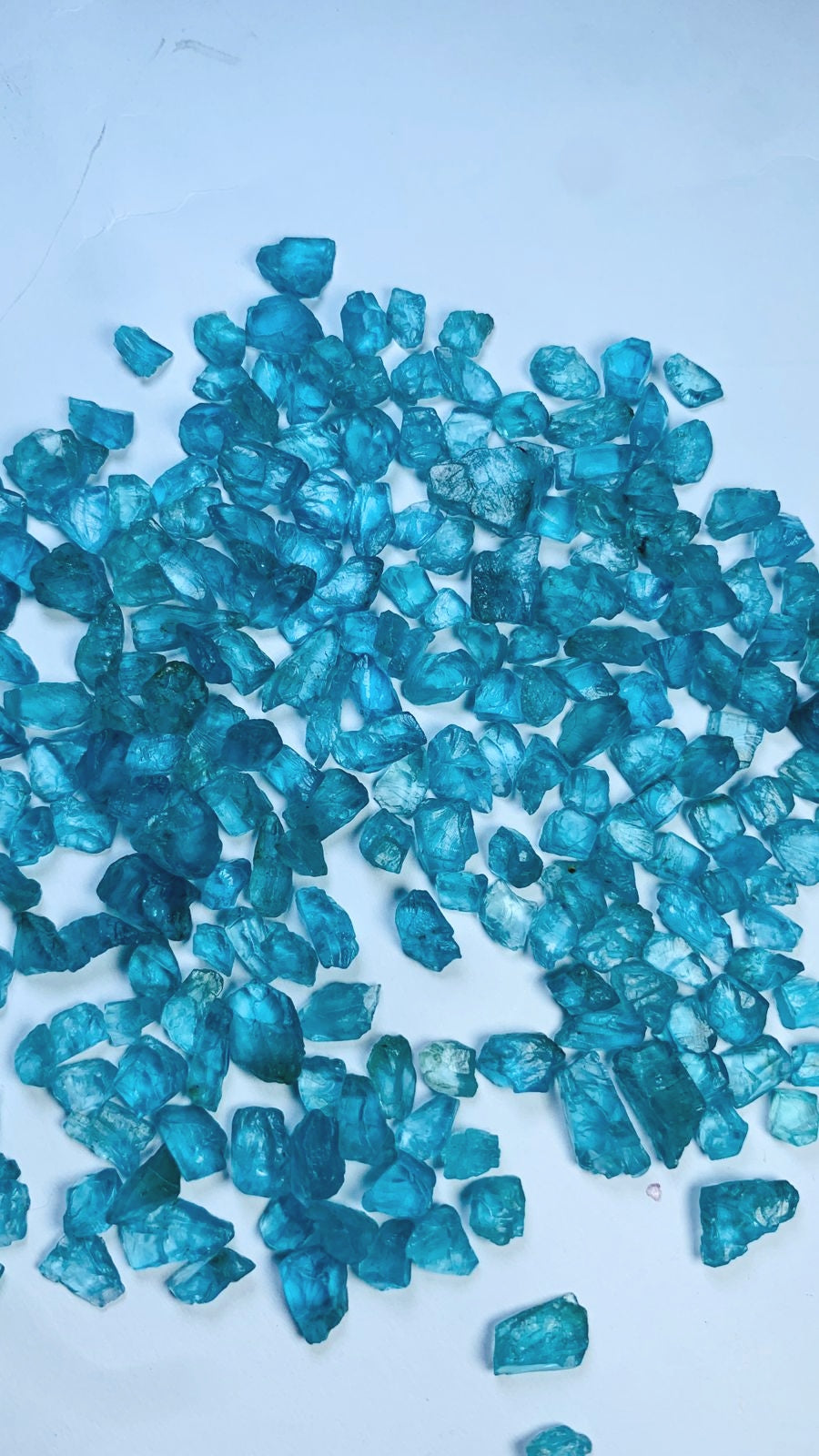 266 Carats Facet Grade Raw Blue Apatite Stones For Cutting