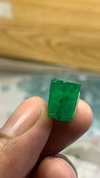 32 Carats Natural Rough Emerald And 5.25 Carats Tourmaline Crystal | Small Deal