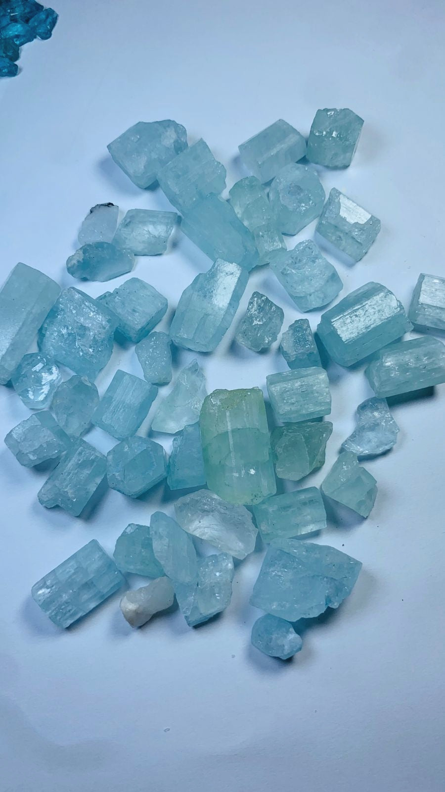 84 Grams Blue Raw Aquamarine For Faceting