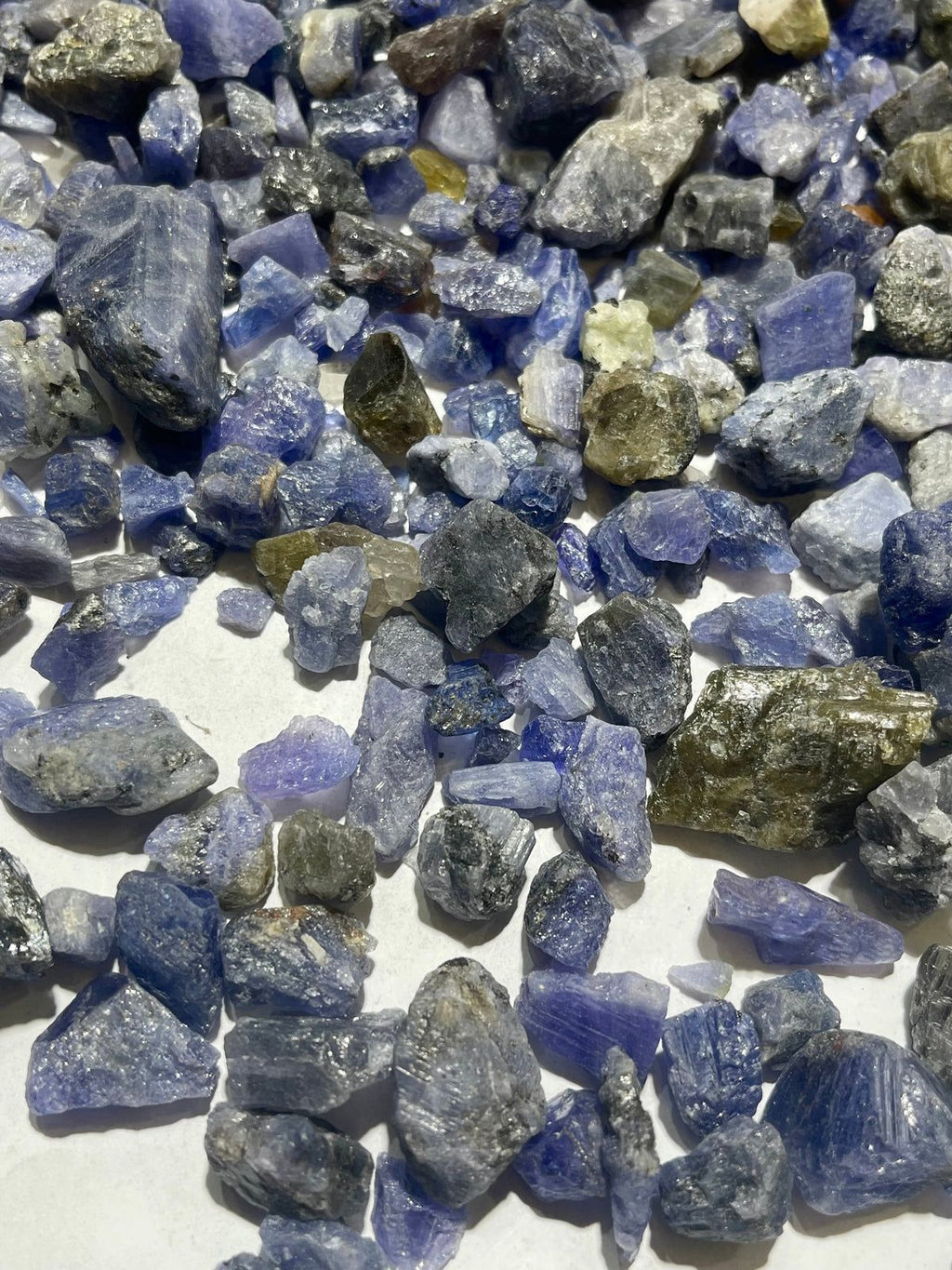 500 Grams Rough Tanzanite Wholesale Deal